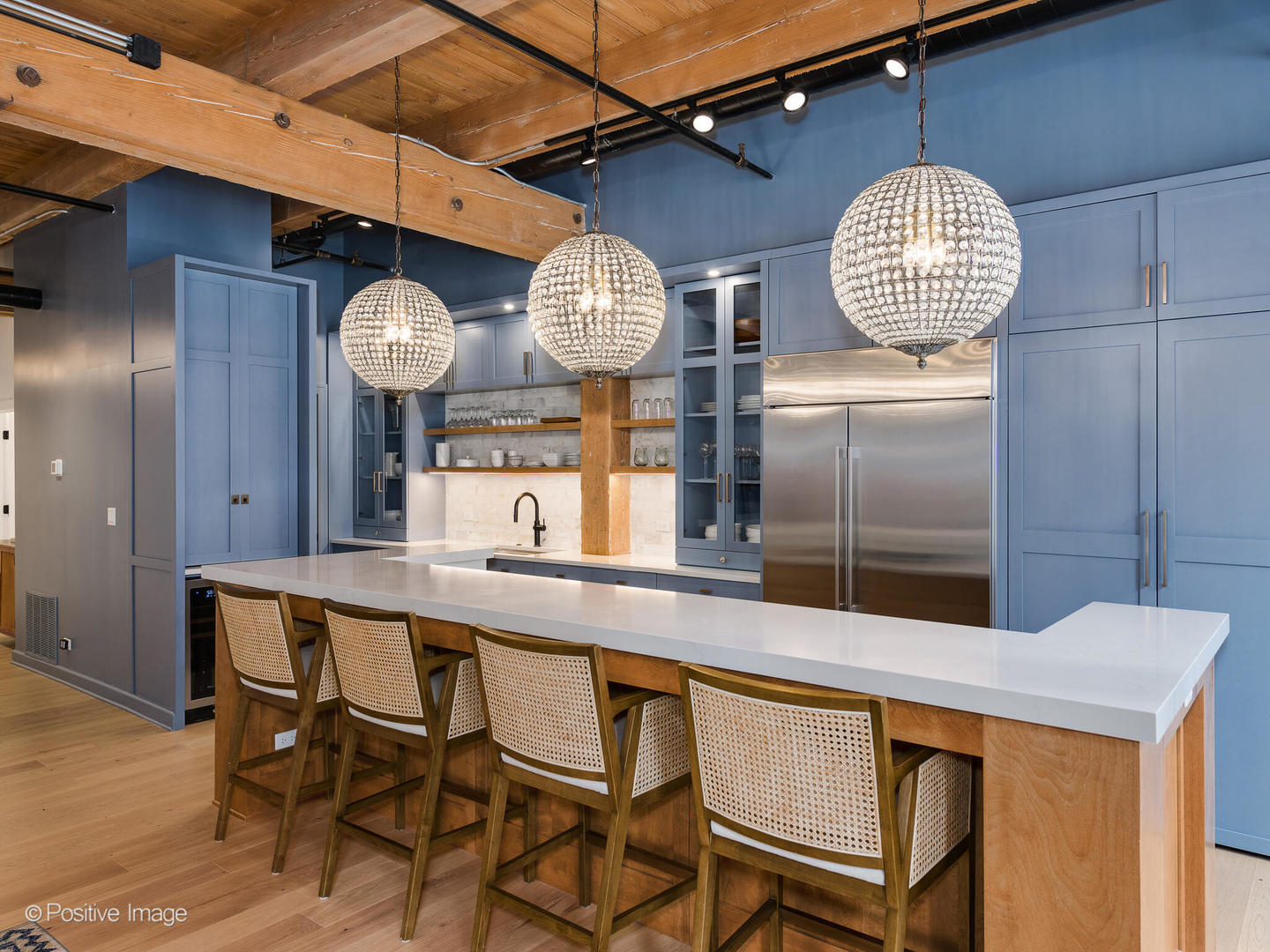 728 W Jackson Boulevard Unit: 221-222