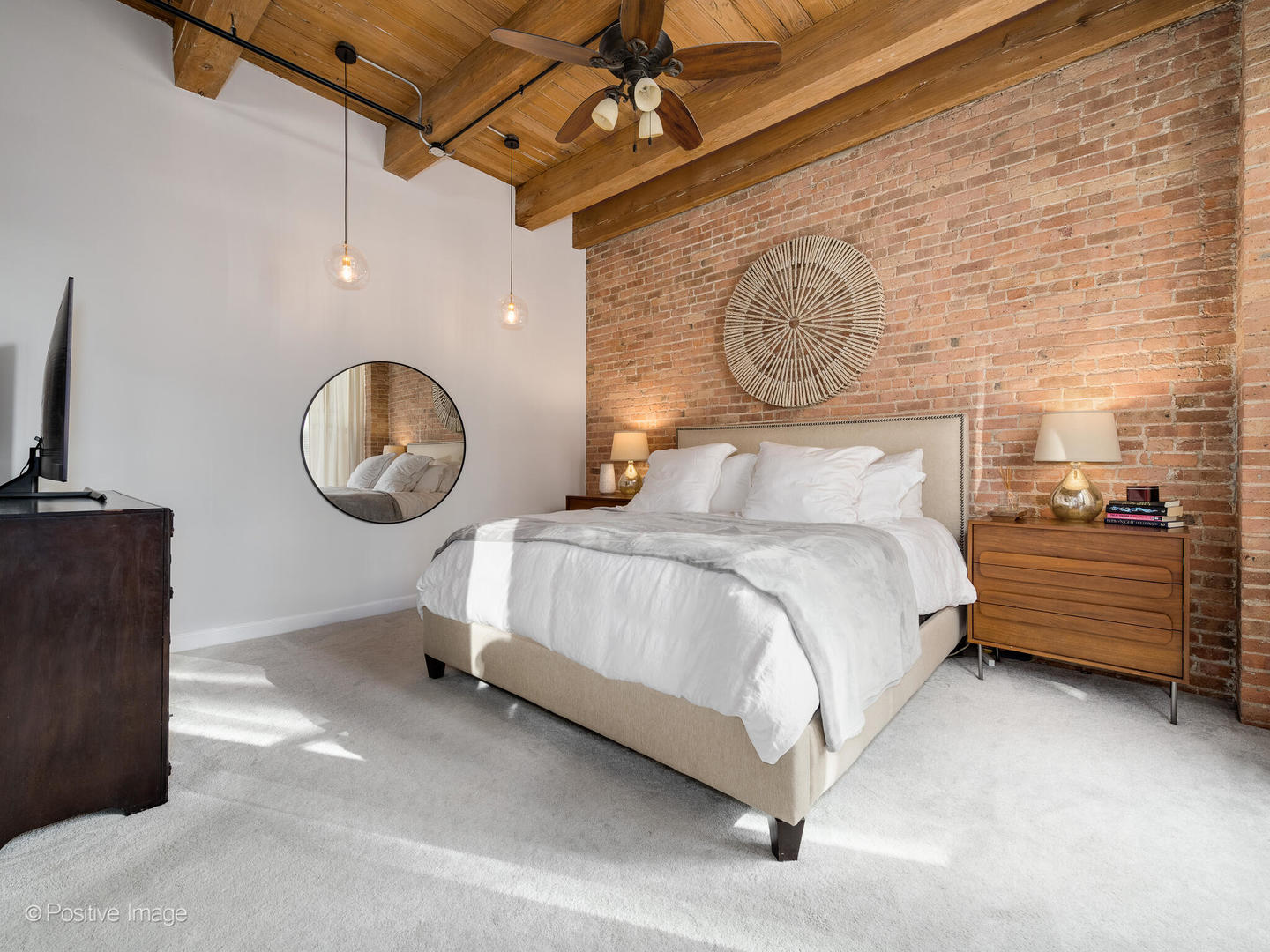 728 W Jackson Boulevard Unit: 221-222