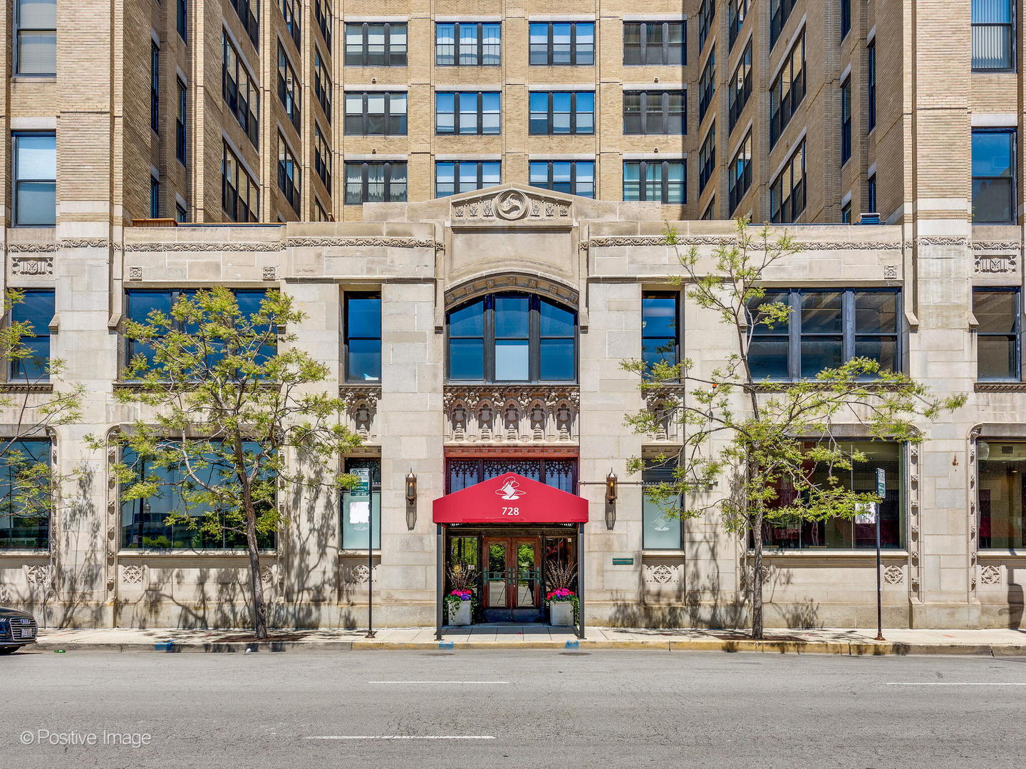 728 W Jackson Boulevard Unit: 221-222
