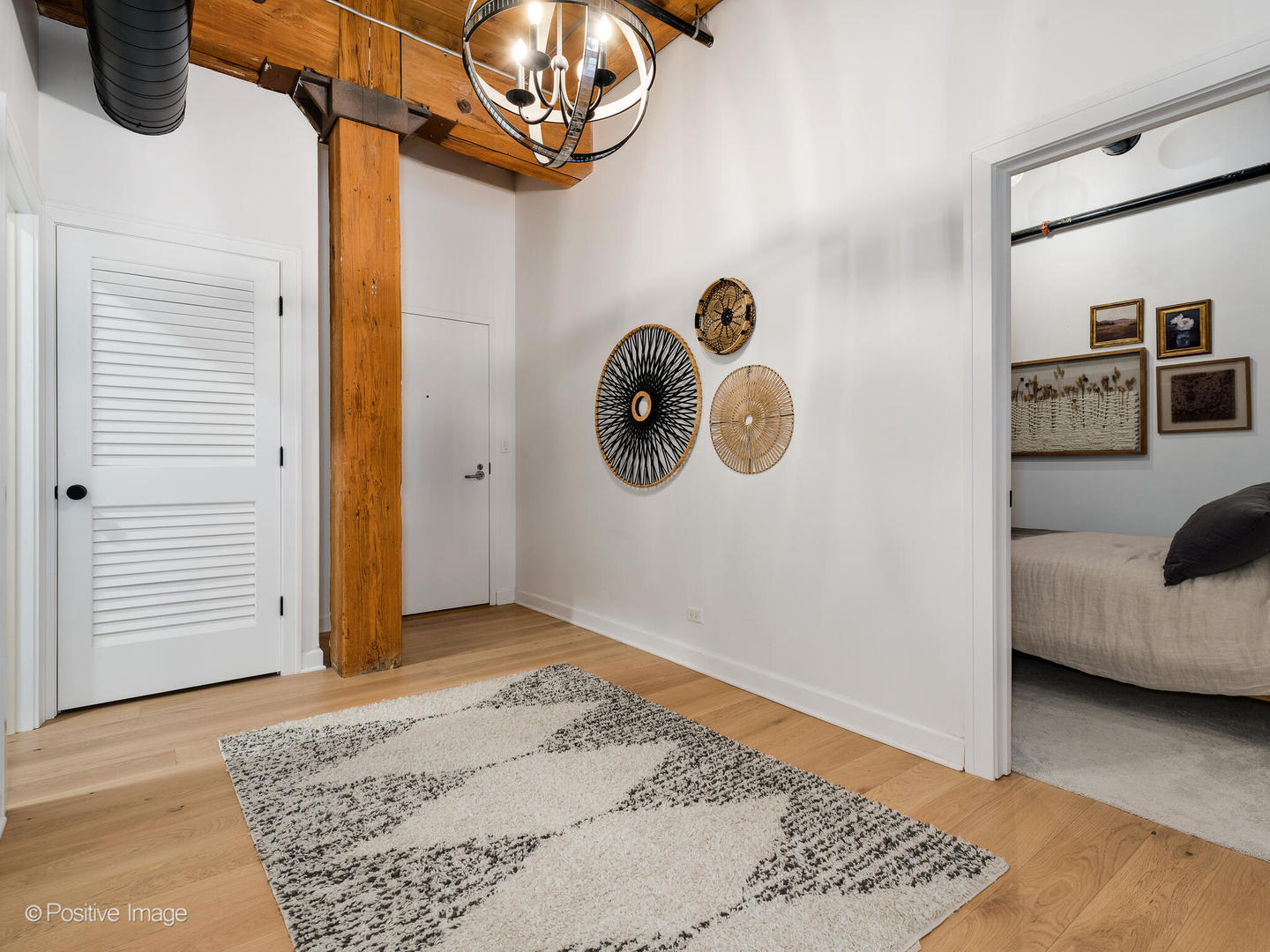 728 W Jackson Boulevard Unit: 221-222