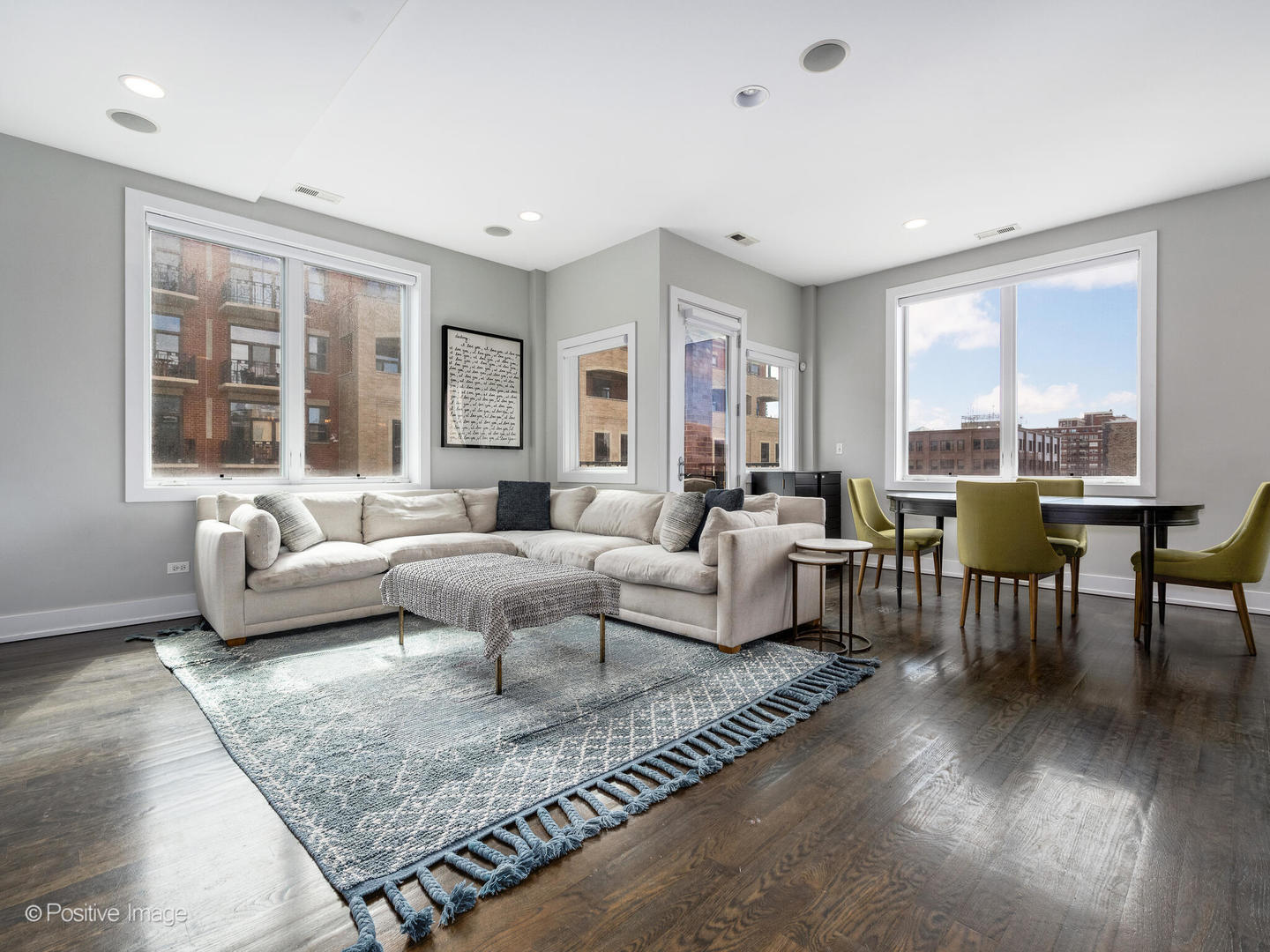 1312 W MADISON Street Unit: 4B
