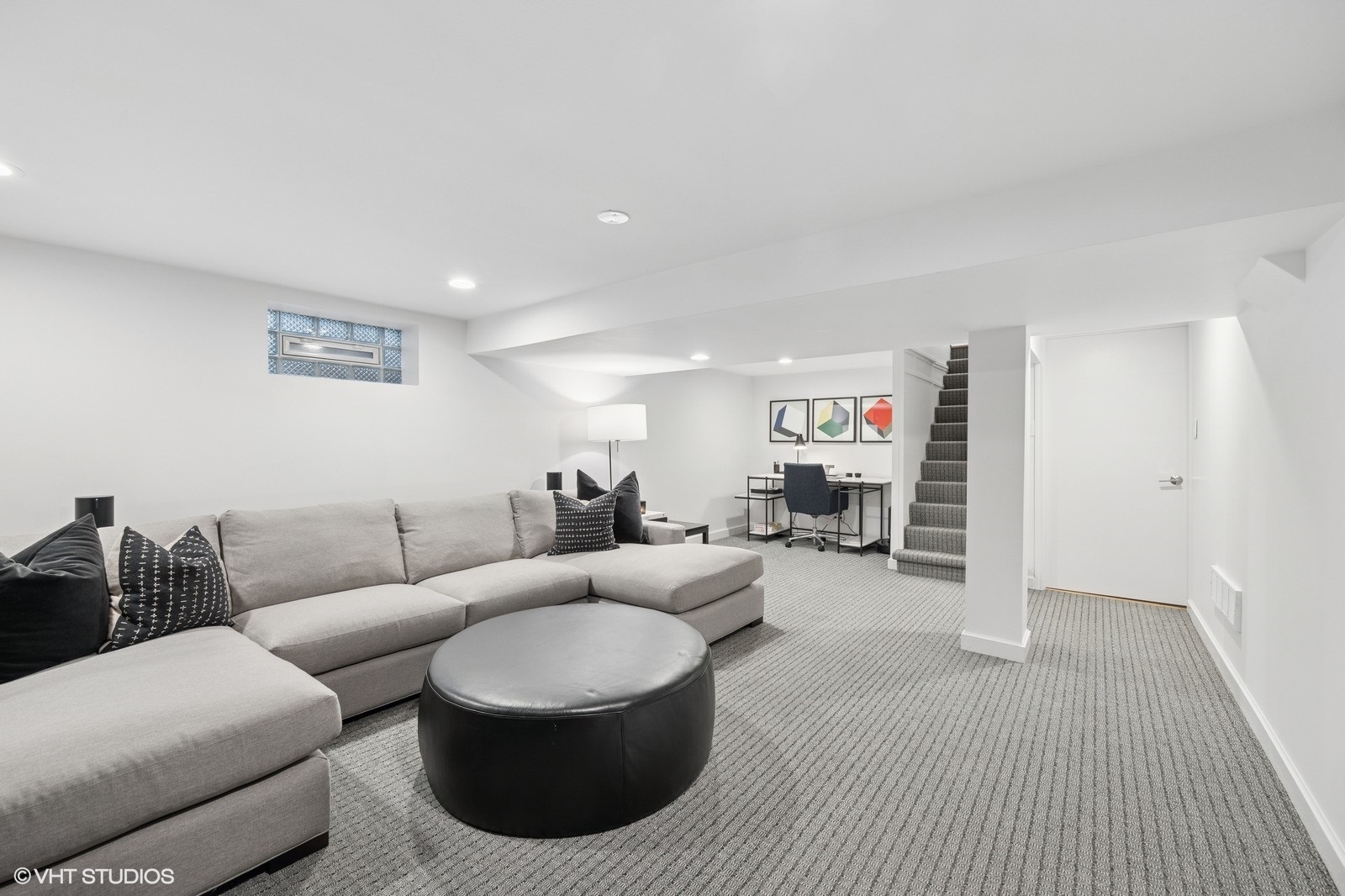 1048 N Oak Park Avenue