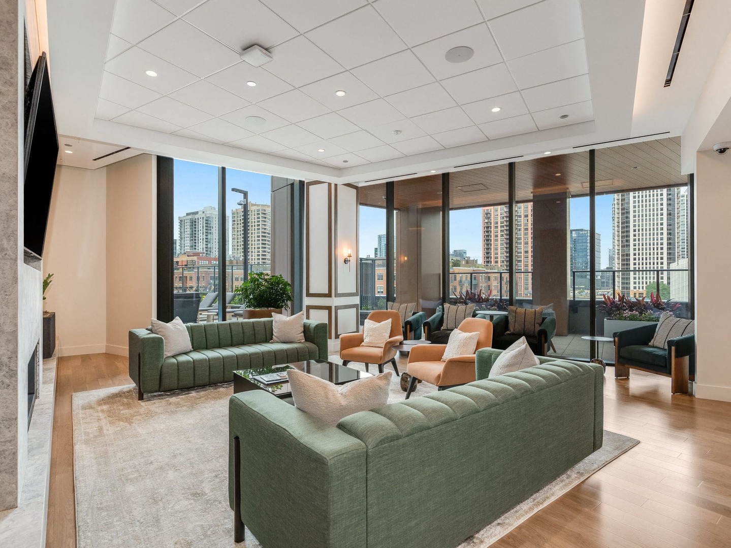 350 N Canal Street Unit: 3207