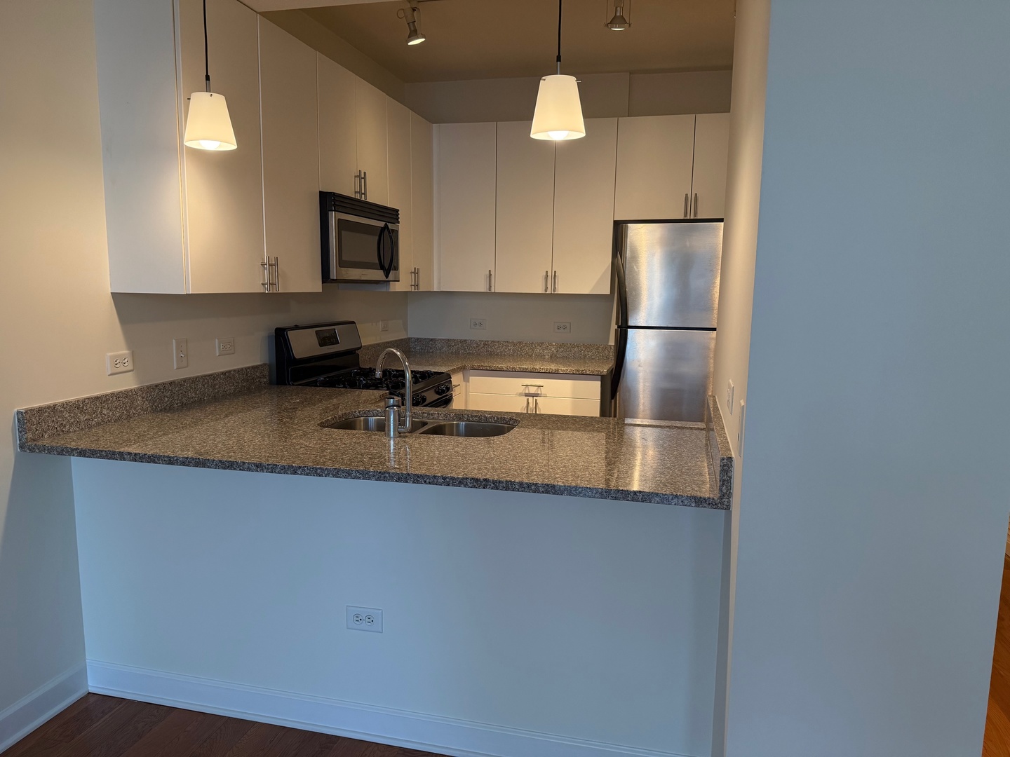 1400 S Michigan Avenue Unit: 2305