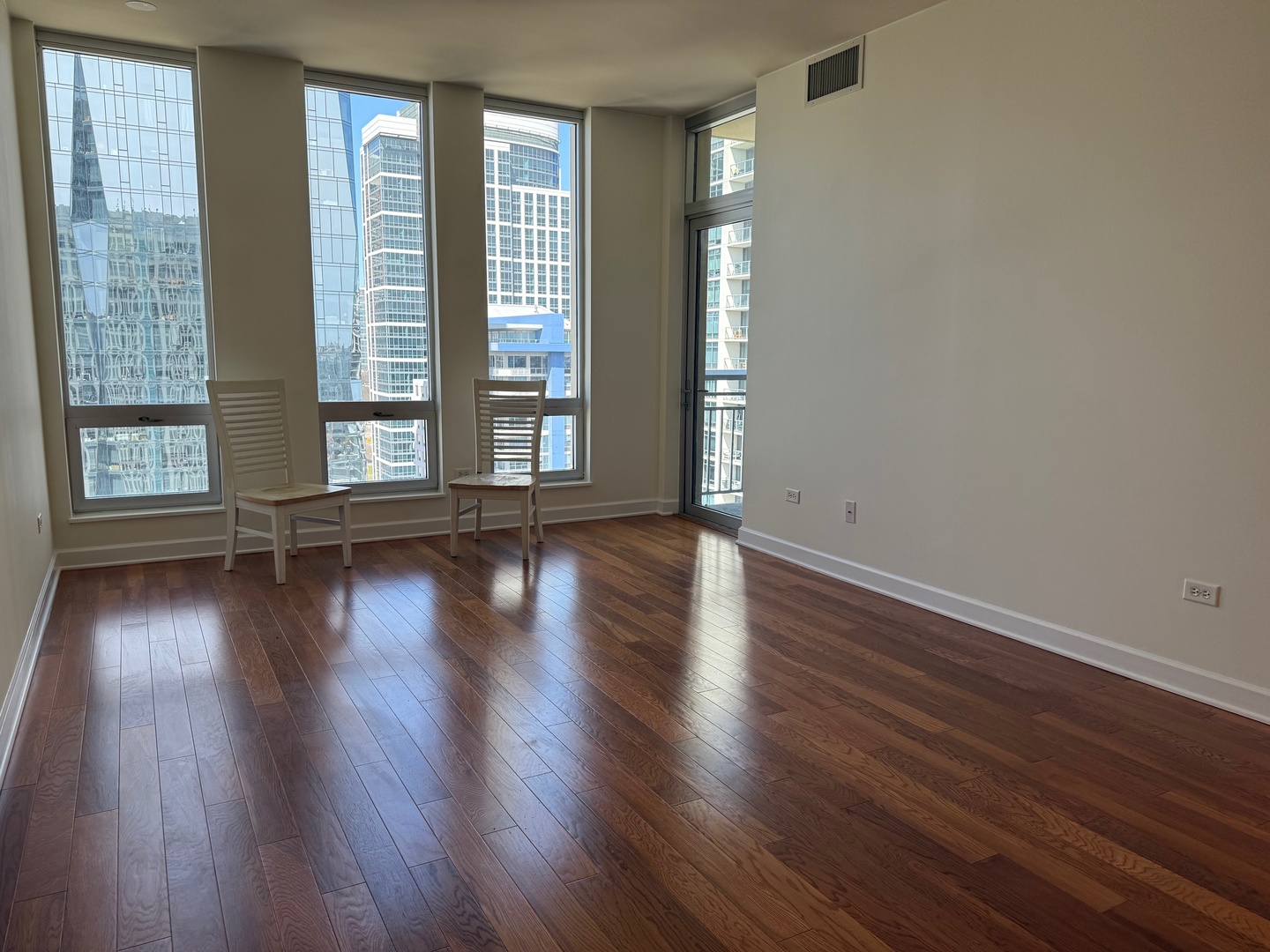1400 S Michigan Avenue Unit: 2305