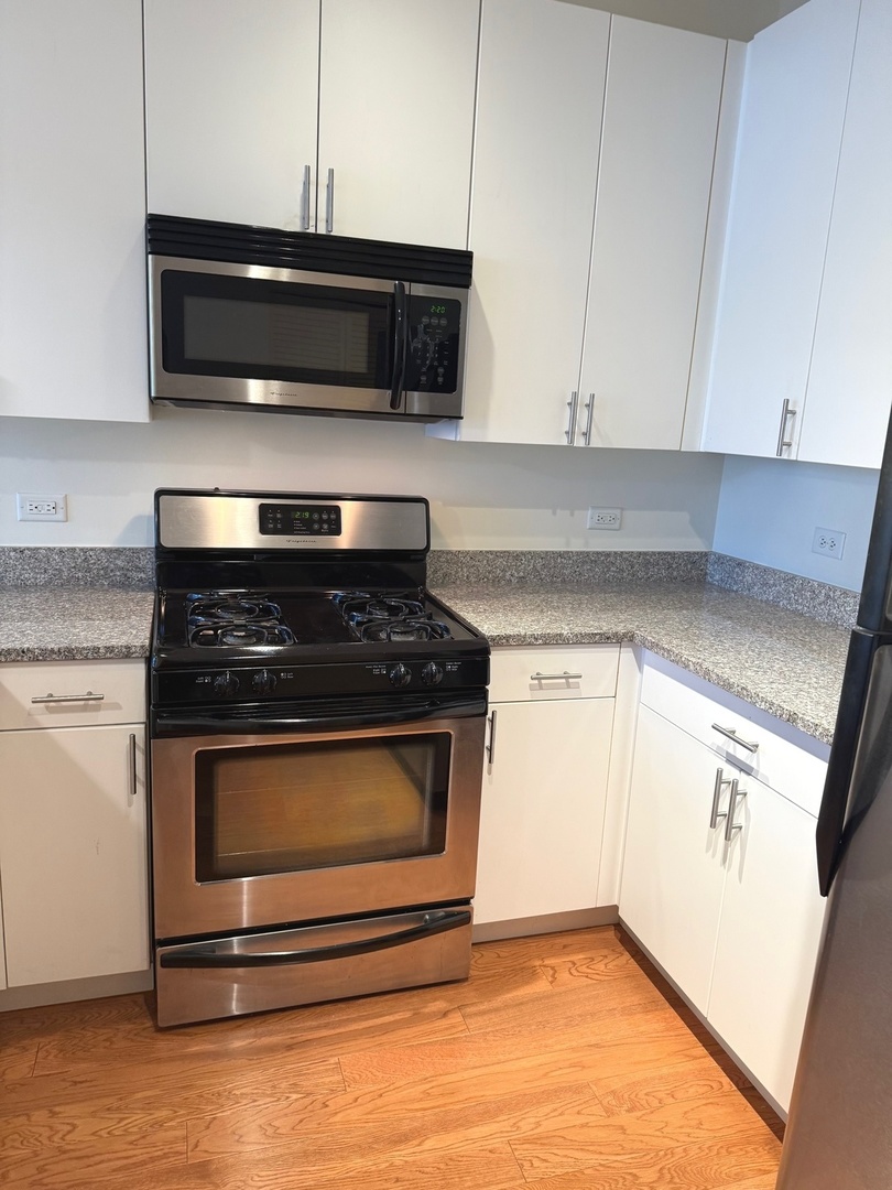 1400 S Michigan Avenue Unit: 2305