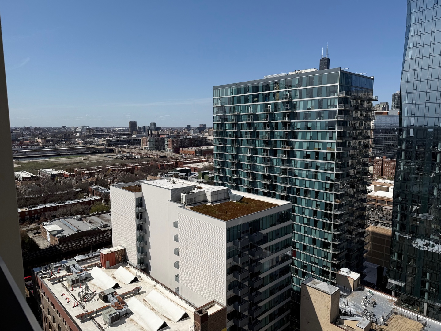 1400 S Michigan Avenue Unit: 2305