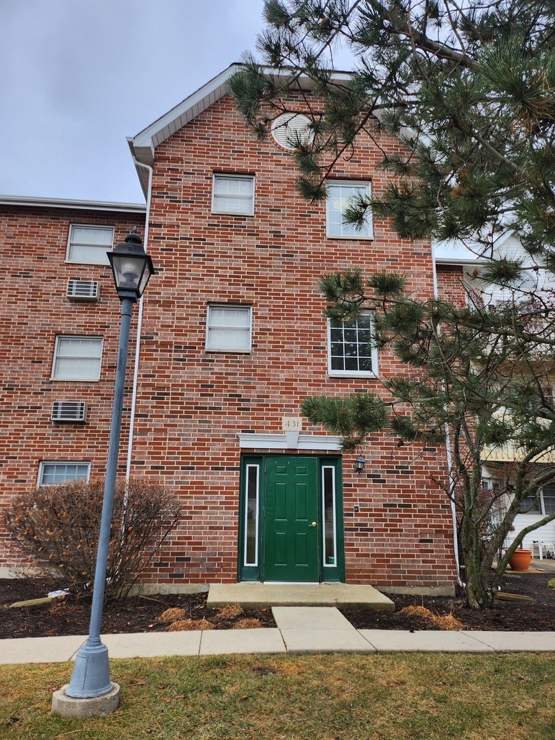 431 Leah Lane Unit: 2C