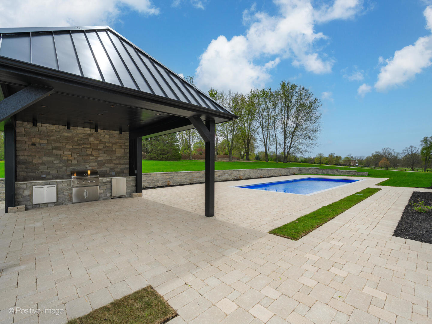 20 Creekside Lane