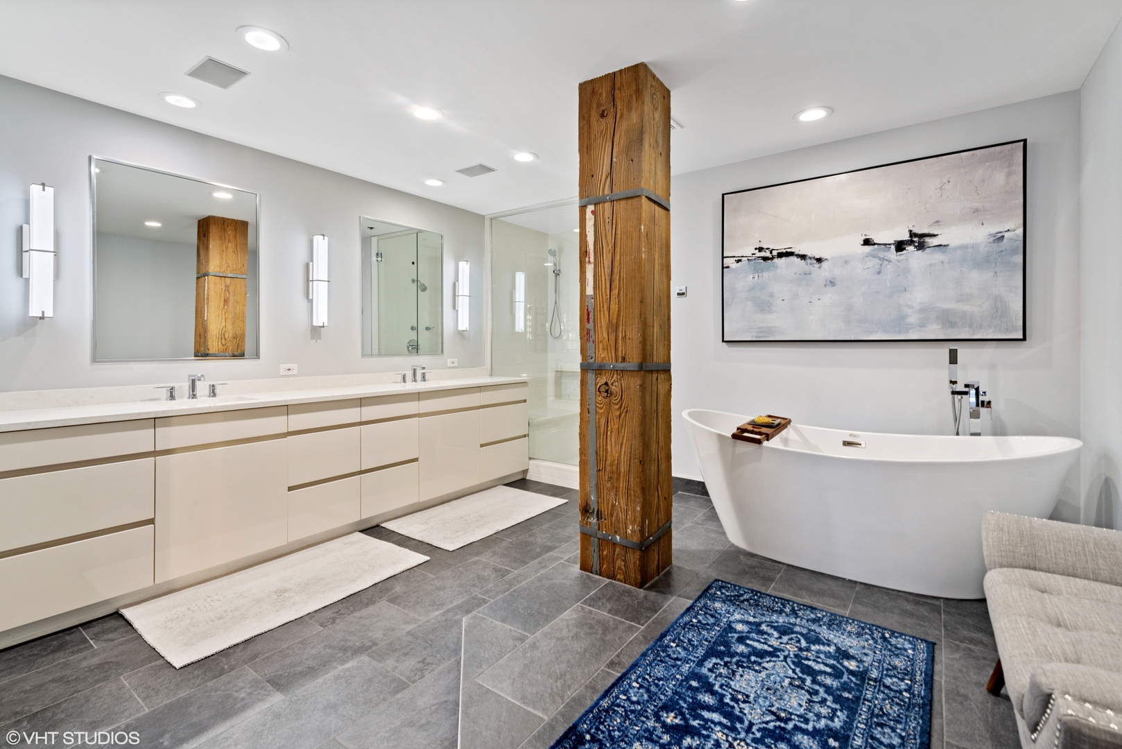 375 W ERIE Street Unit: 410