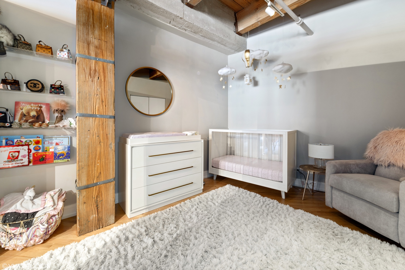 375 W ERIE Street Unit: 410