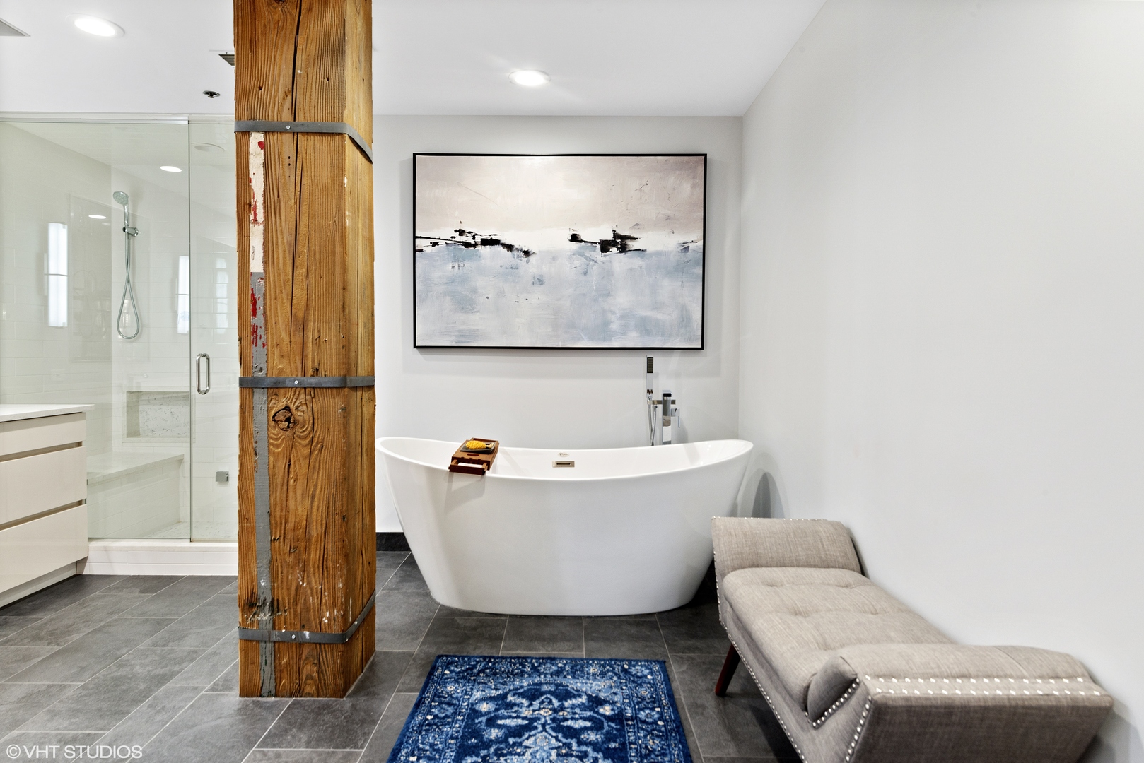 375 W ERIE Street Unit: 410