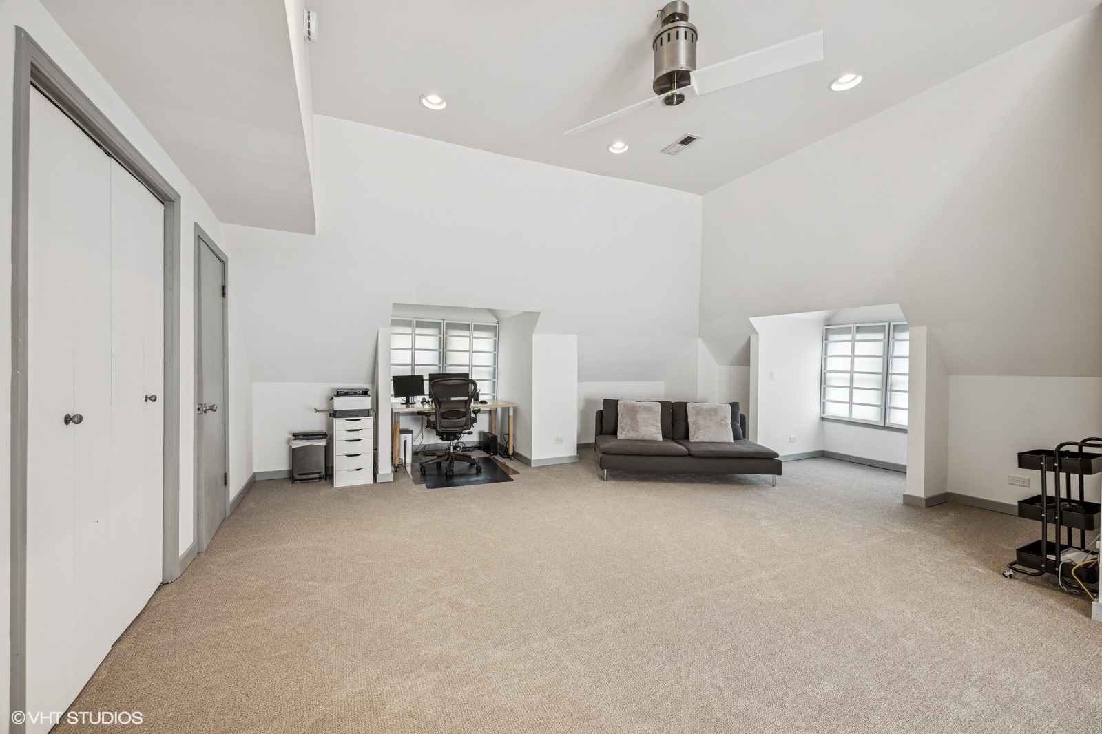 146 GALE Avenue
