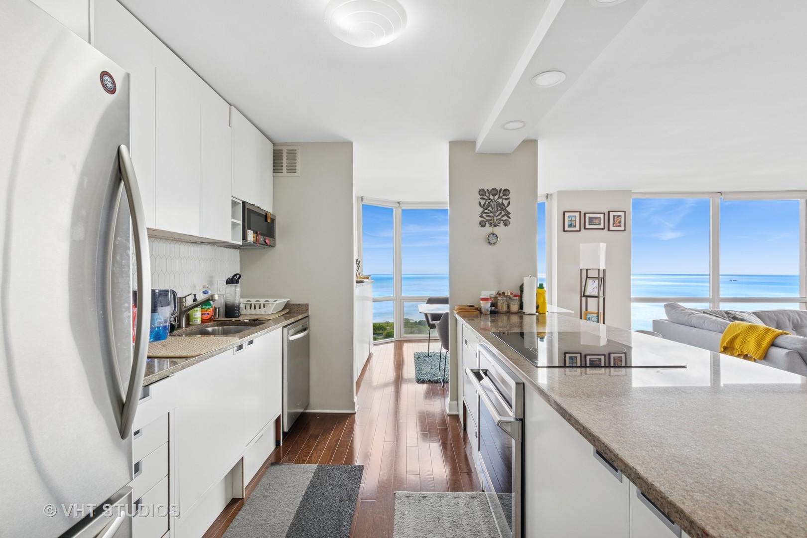 2650 N LAKEVIEW Avenue Unit: 4110