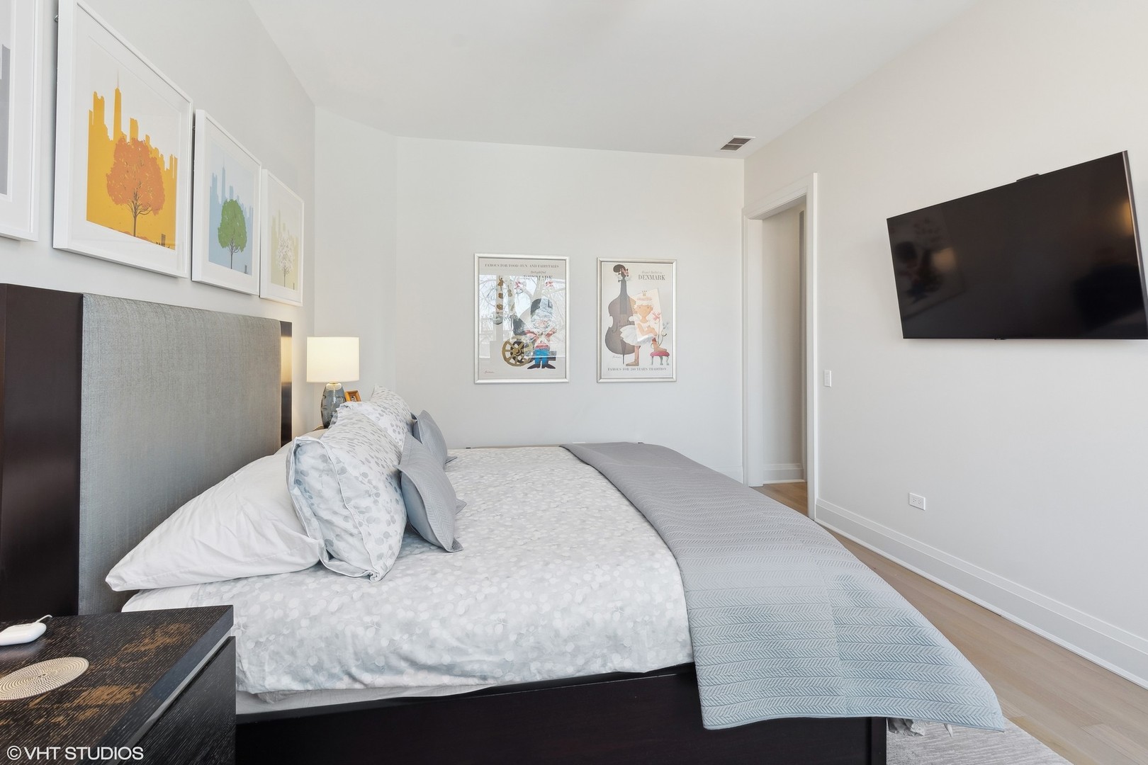 1110 W Schubert Avenue Unit: 303