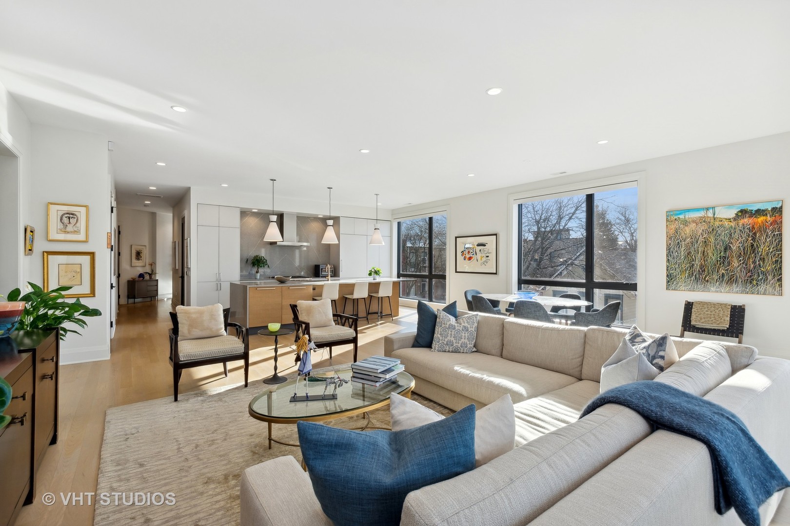 1110 W Schubert Avenue Unit: 303