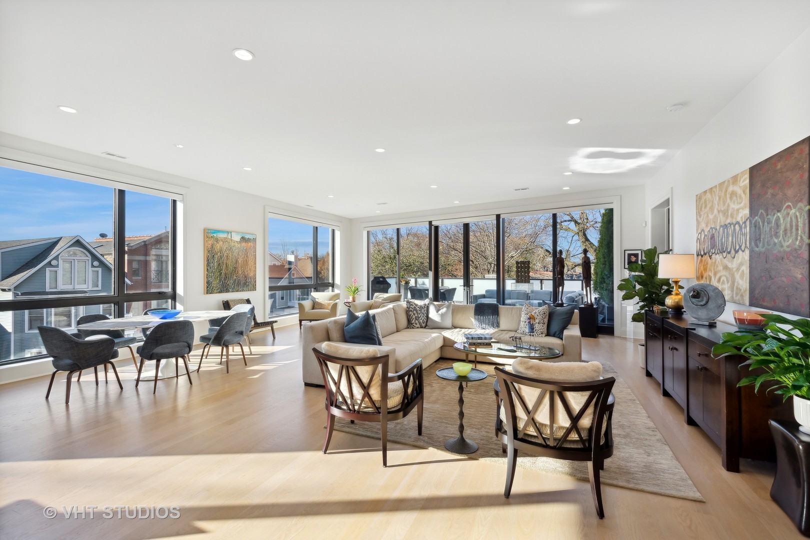 1110 W Schubert Avenue Unit: 303