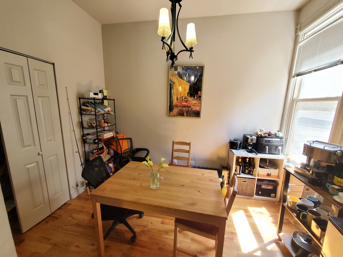 1930 N Bissell Street Unit: 1