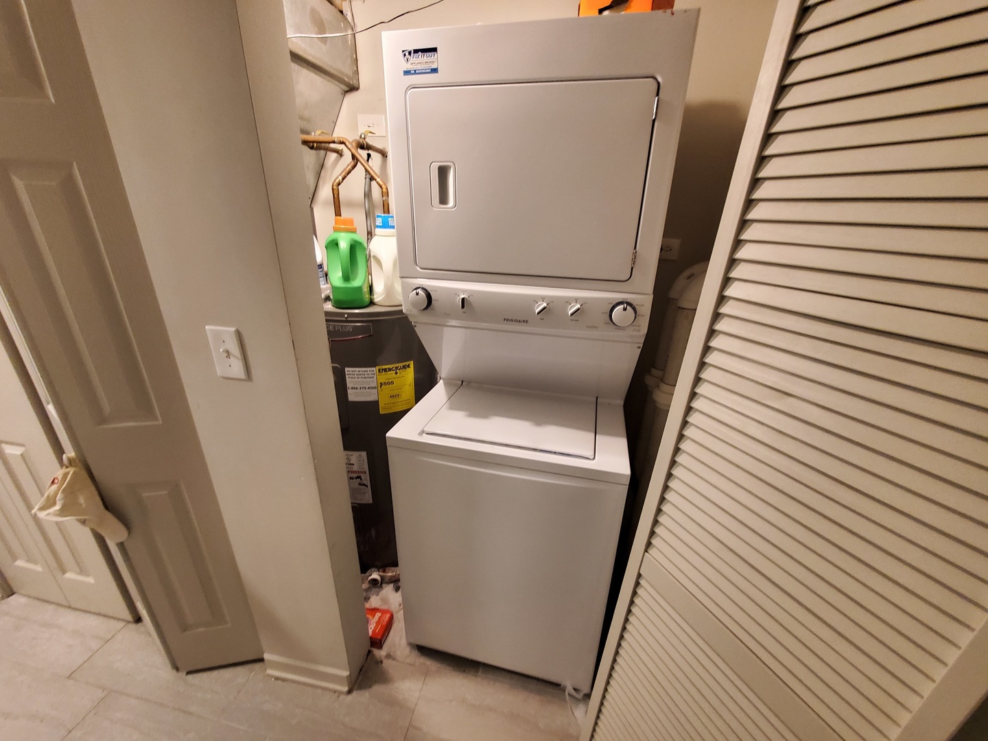 1930 N Bissell Street Unit: 1