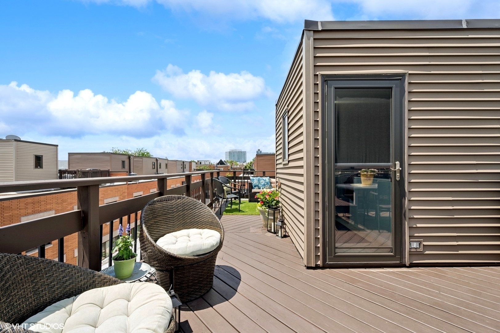 1435 N Cleveland Avenue Unit: D