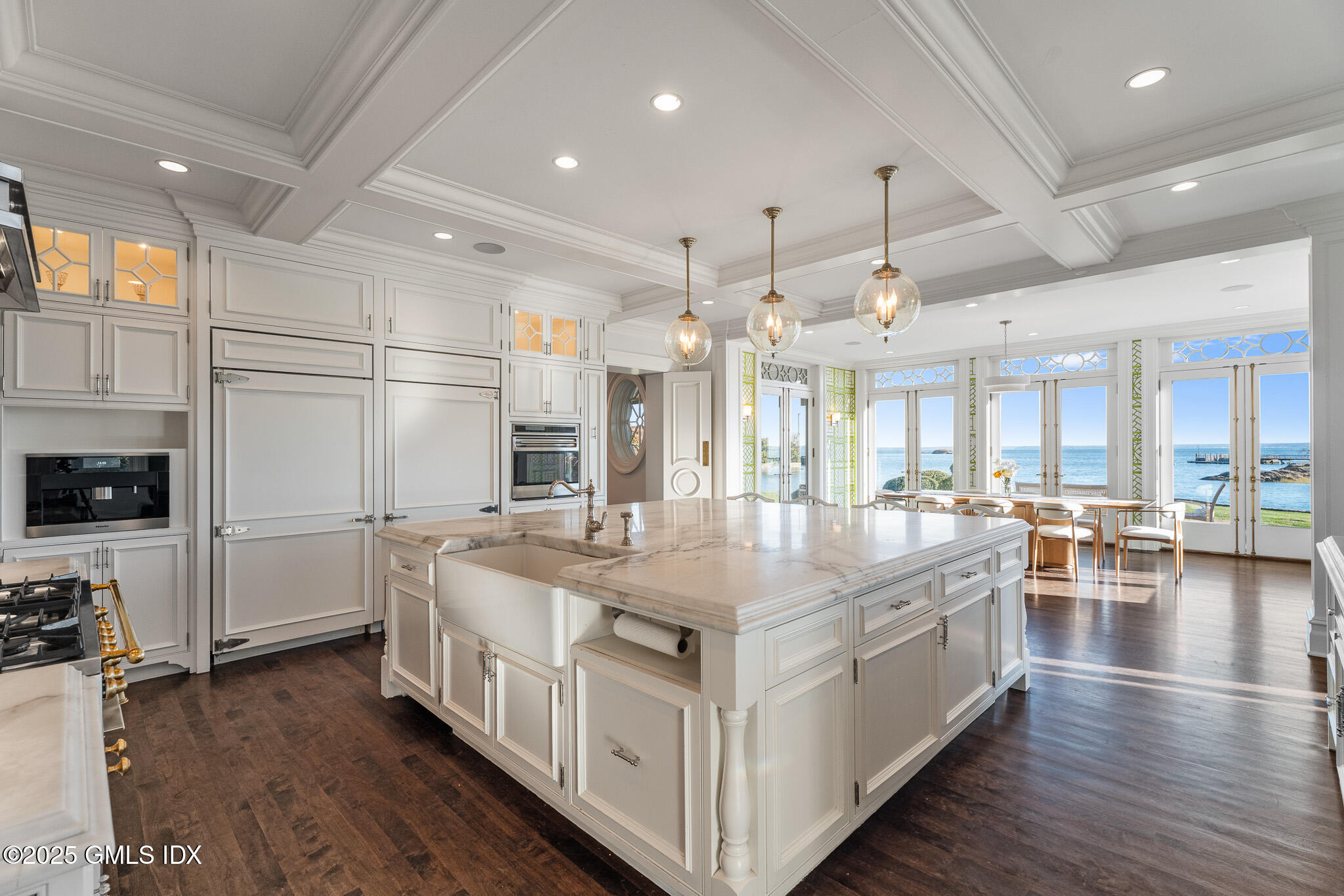 545 Indian Field Road | Infinity by the Sea