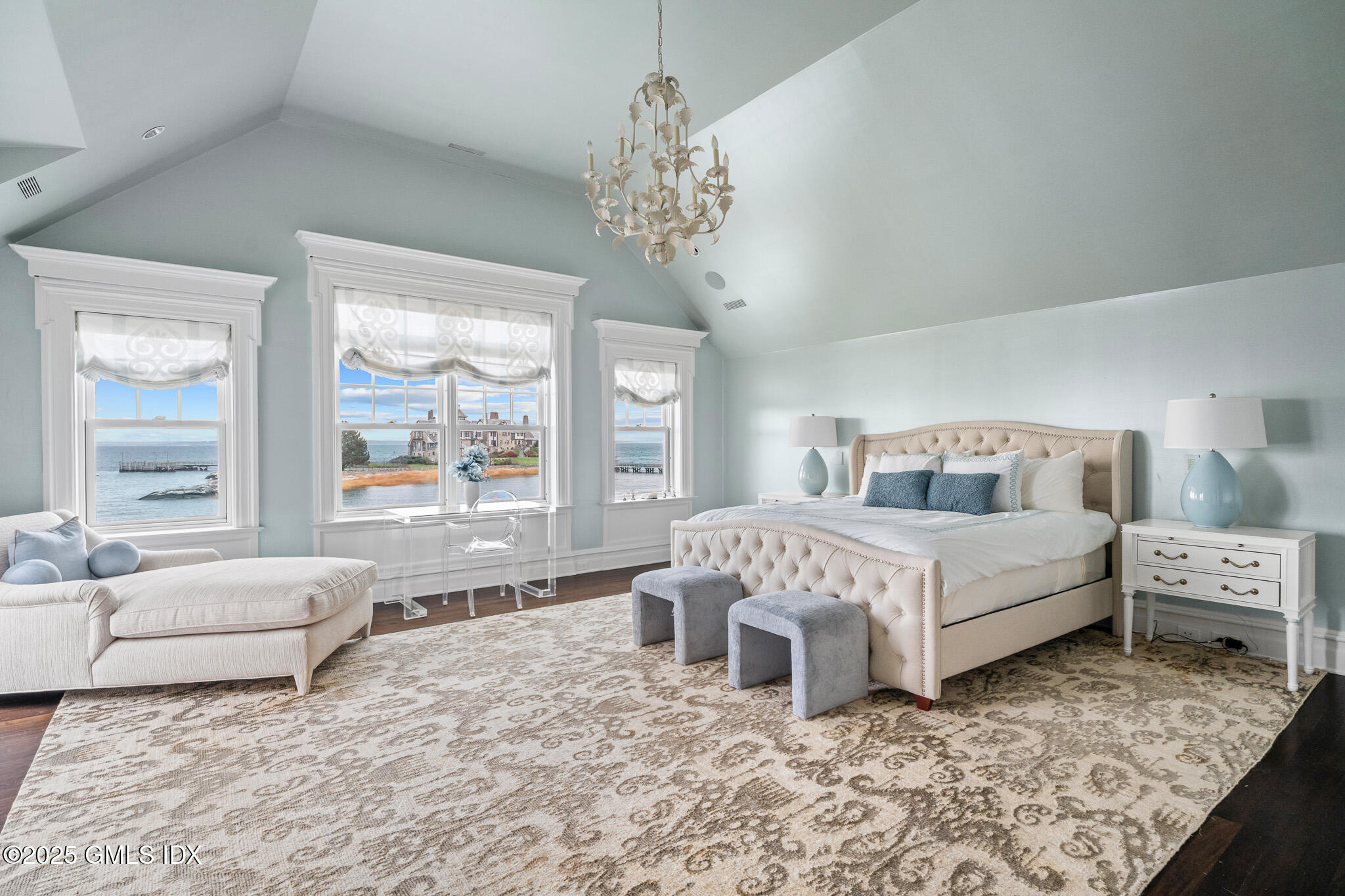 545 Indian Field Road | Infinity by the Sea