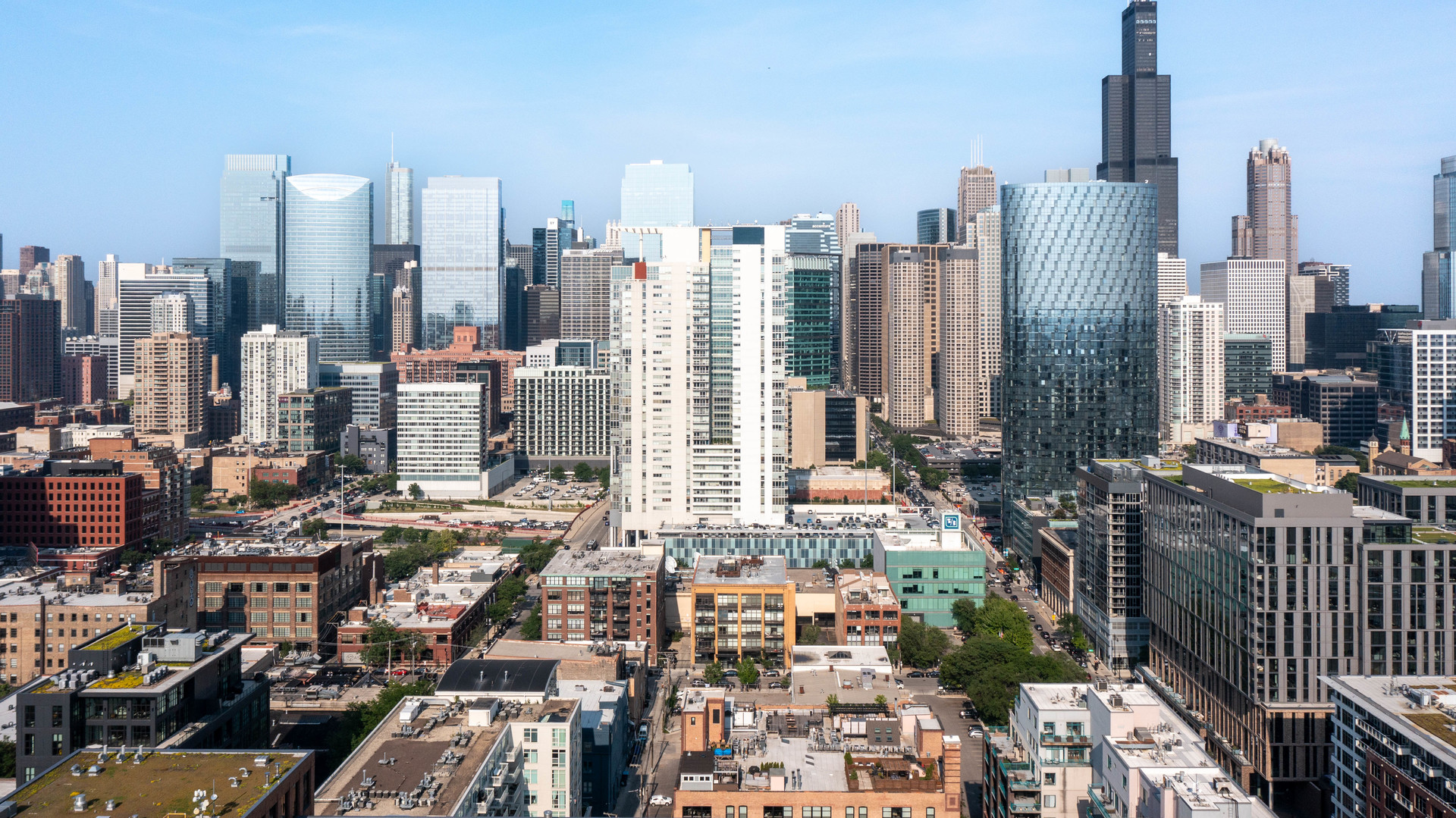 23 N Green Street Unit: 206