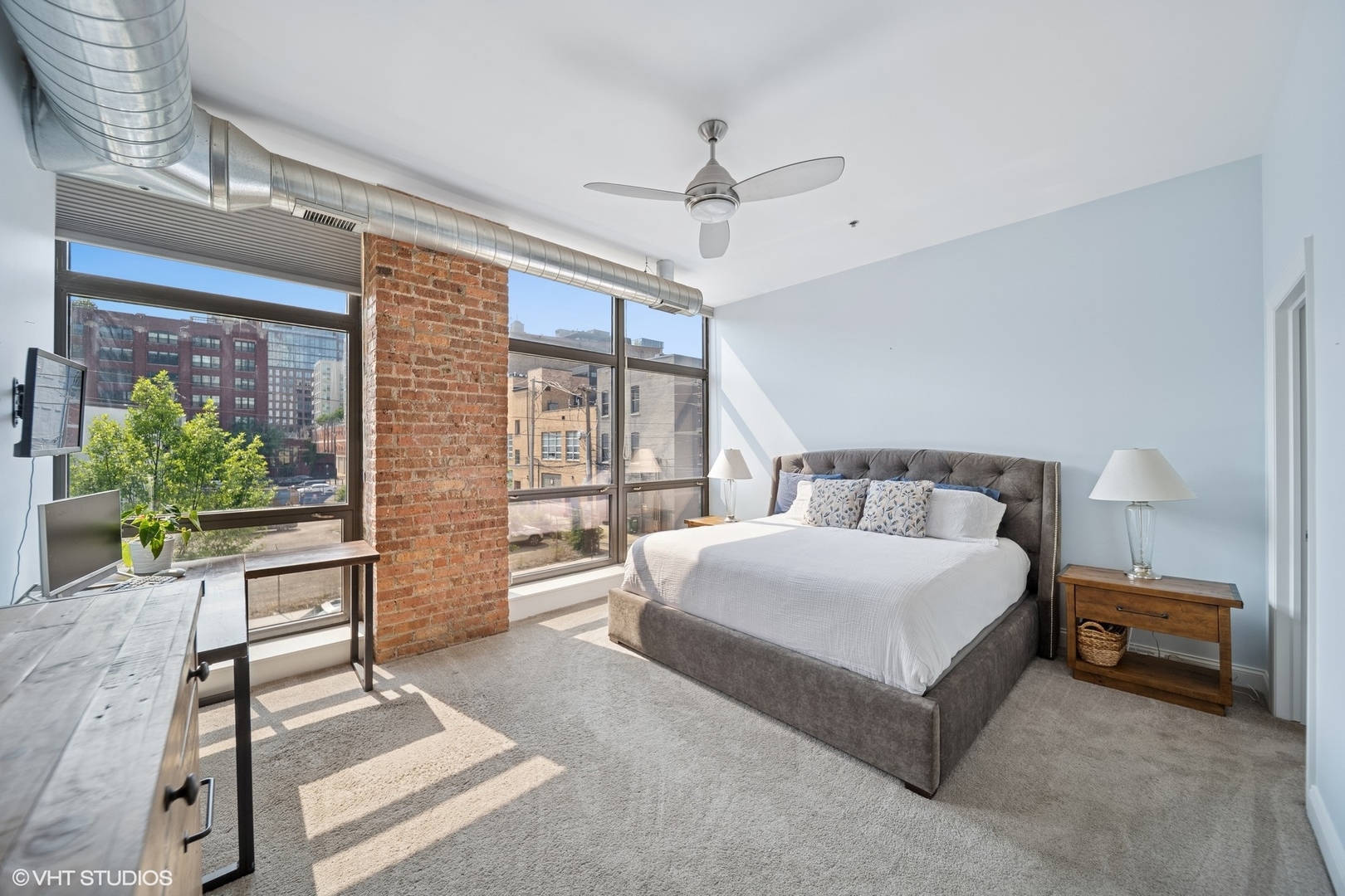 23 N Green Street Unit: 206