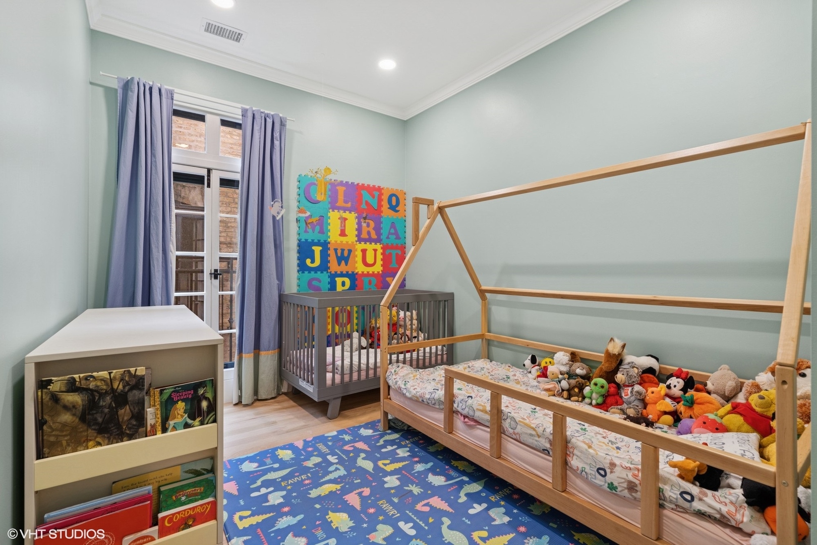 31 E Elm Street Unit: 3B