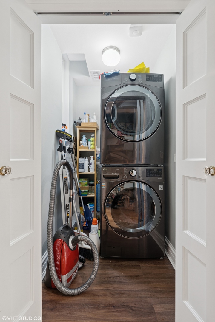 31 E Elm Street Unit: 3B
