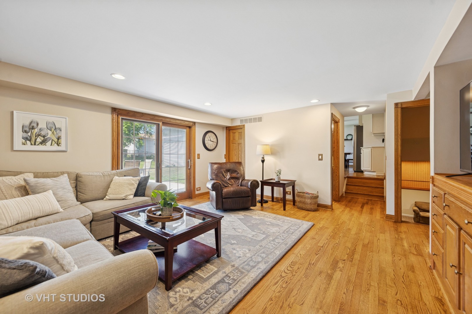1405 Armstrong Lane