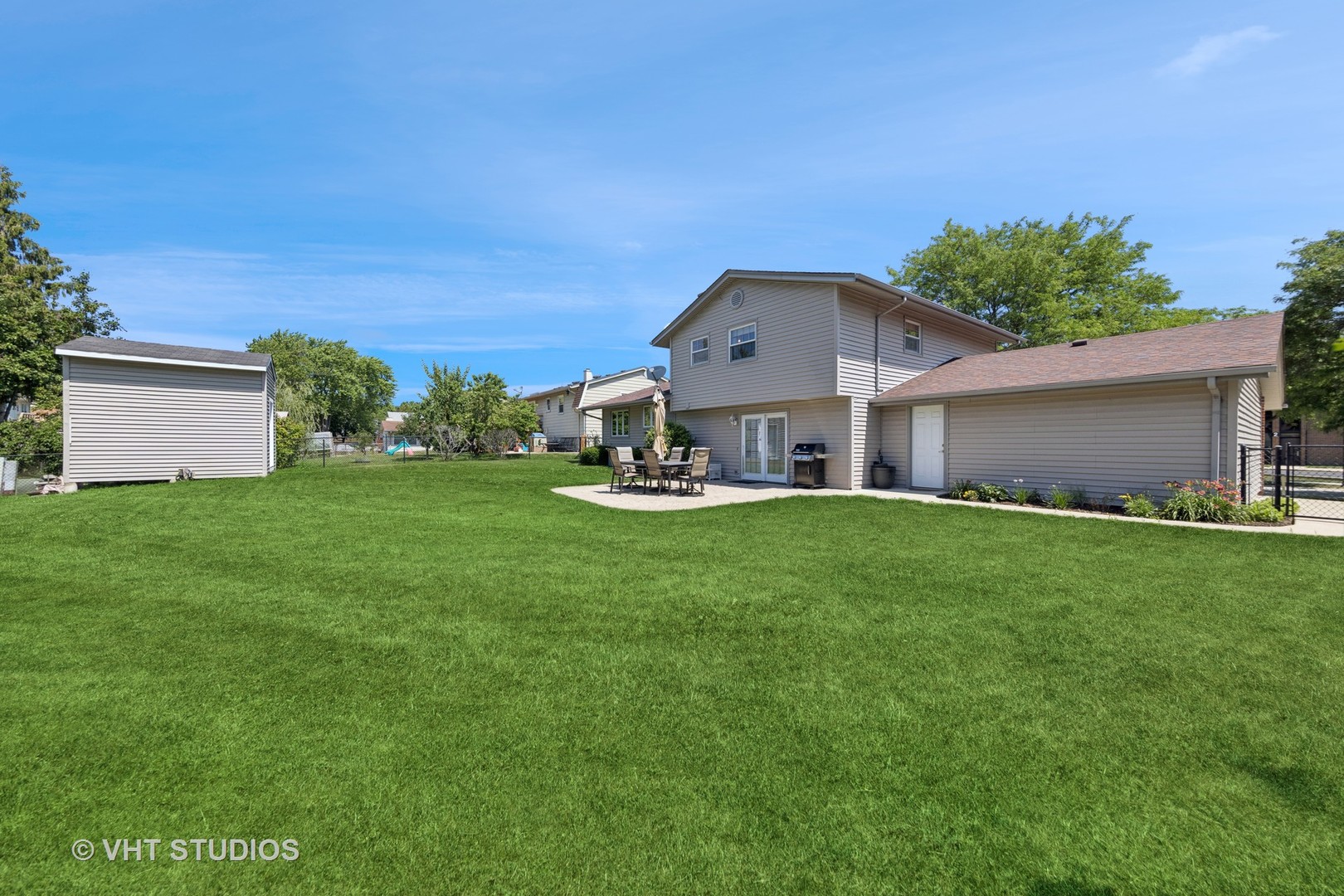 1405 Armstrong Lane