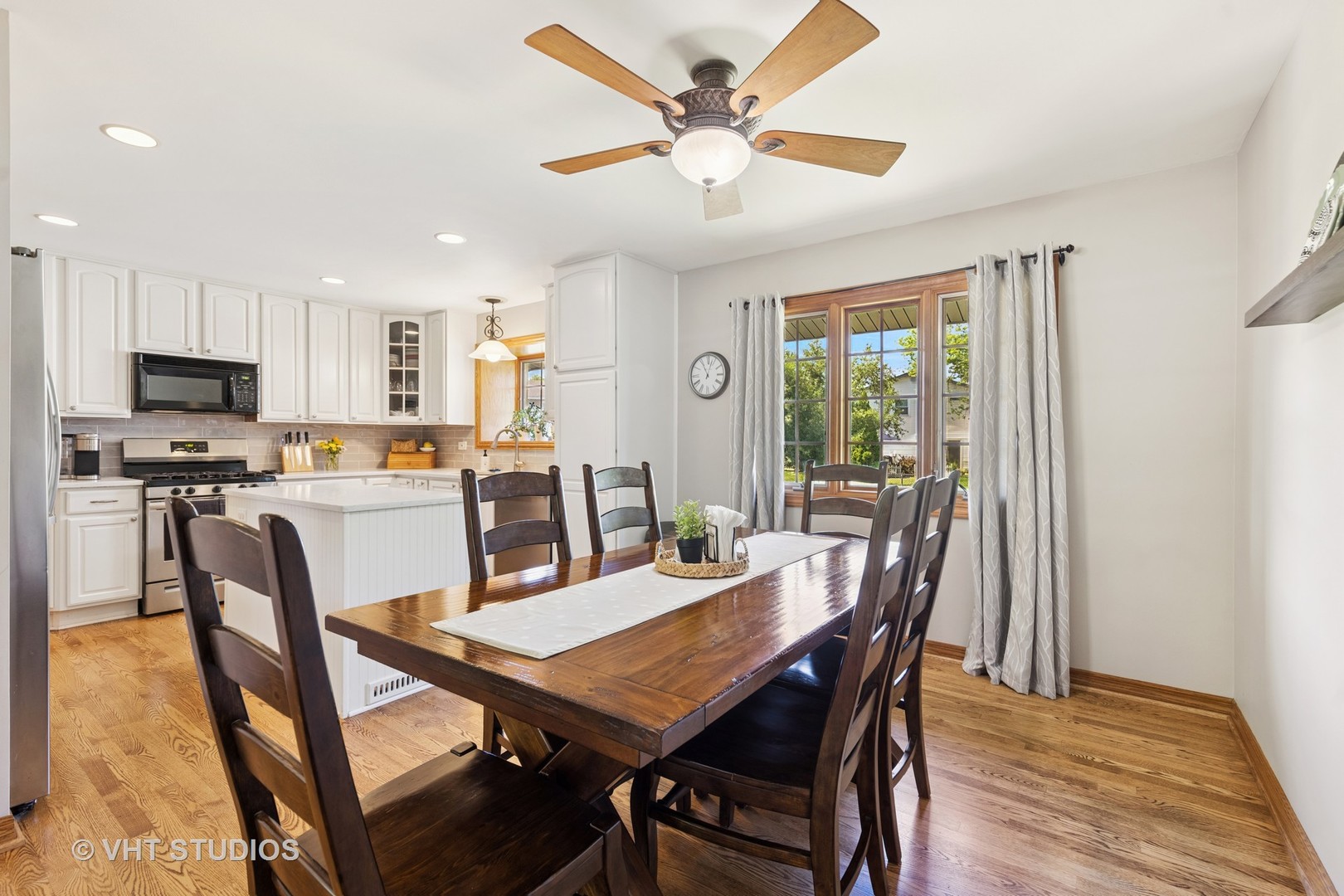 1405 Armstrong Lane