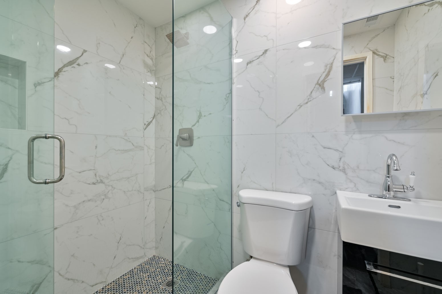 1907 Ivy Lane Unit: 1907