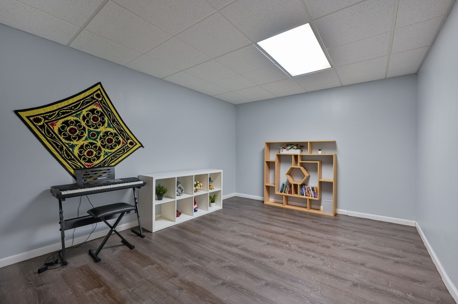 1907 Ivy Lane Unit: 1907
