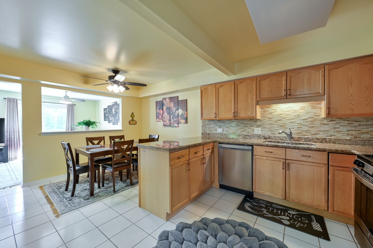 1907 Ivy Lane Unit: 1907