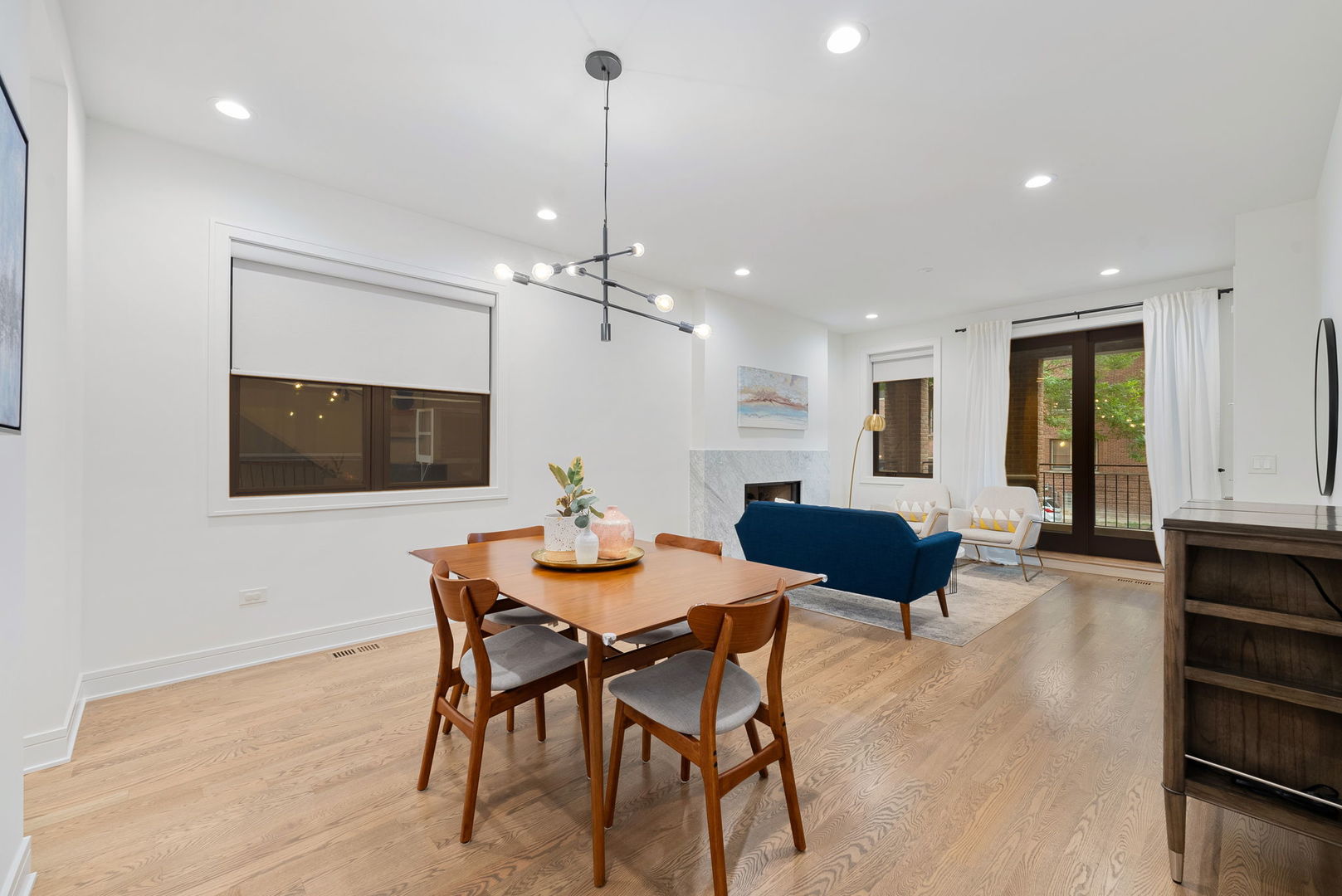 832 W Altgeld Street Unit: 1