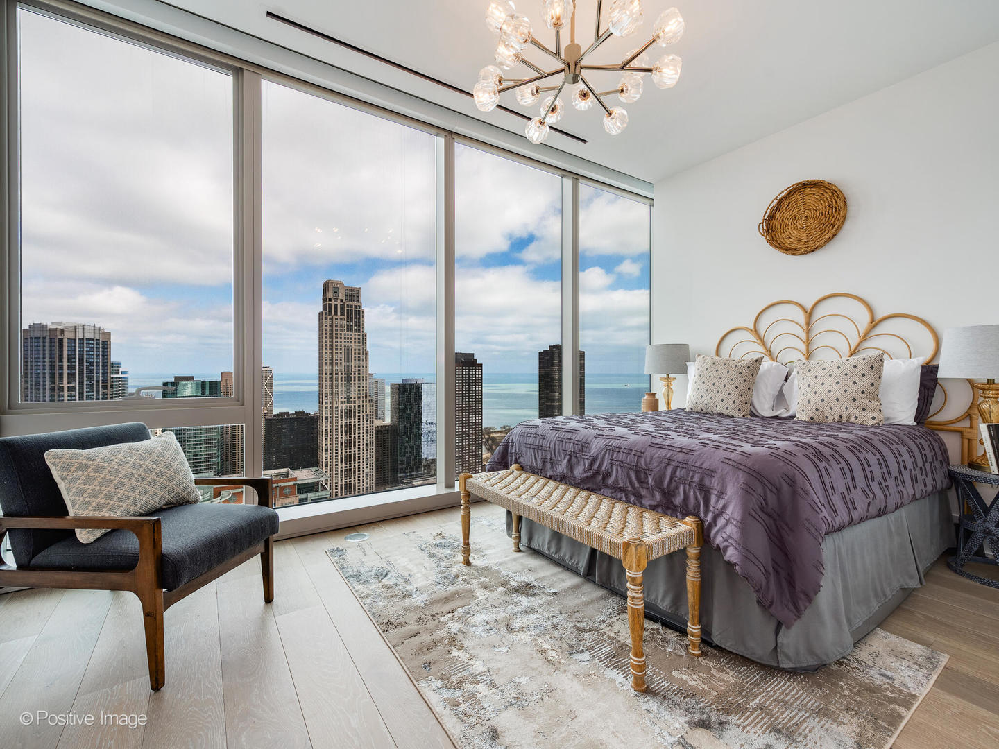 363 E Wacker Drive Unit: 4208