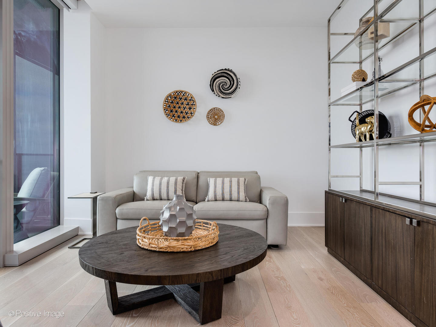 363 E Wacker Drive Unit: 4208