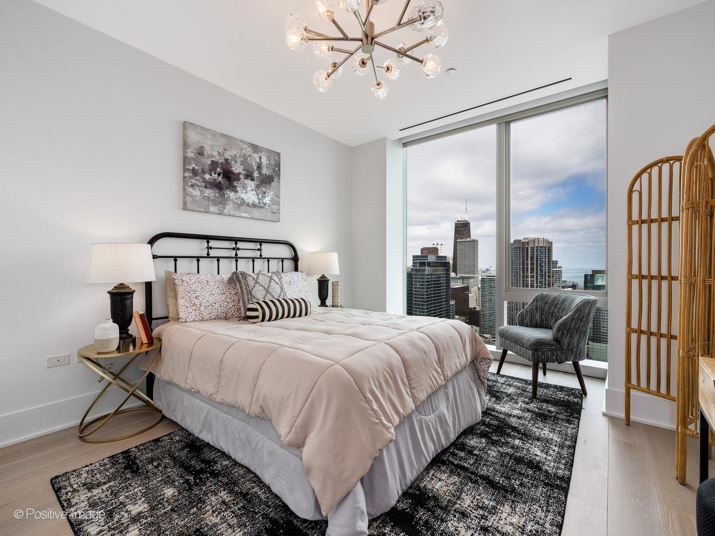 363 E Wacker Drive Unit: 4208