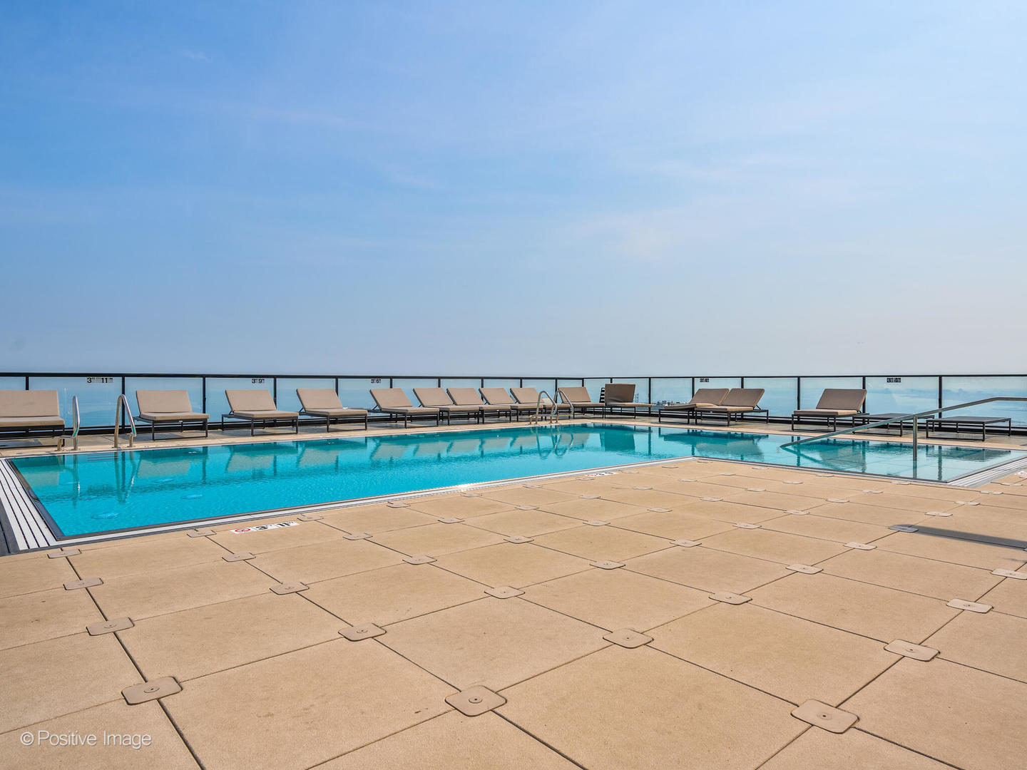 363 E Wacker Drive Unit: 4208
