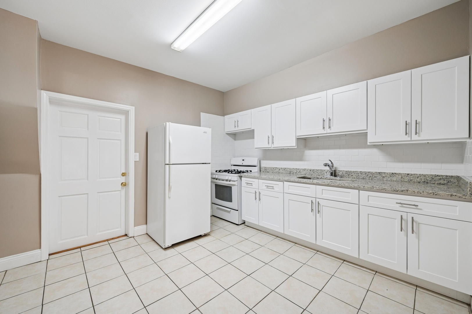 2124 W 24TH Street