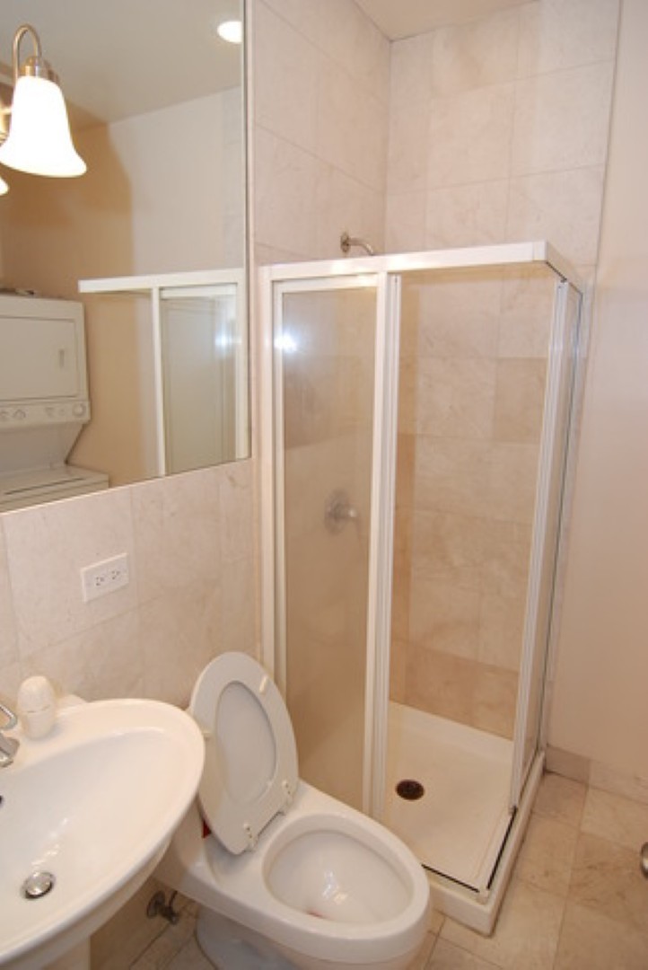 1529 W Hollywood Avenue Unit: 2
