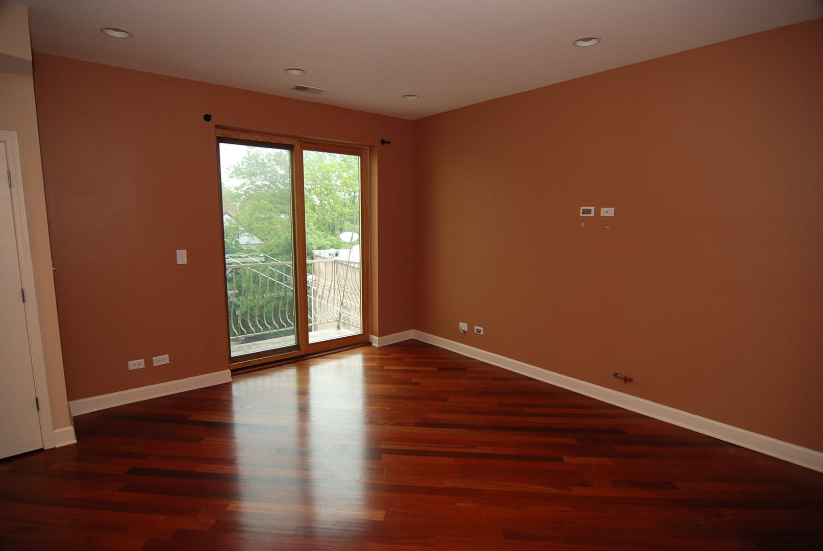1529 W Hollywood Avenue Unit: 2