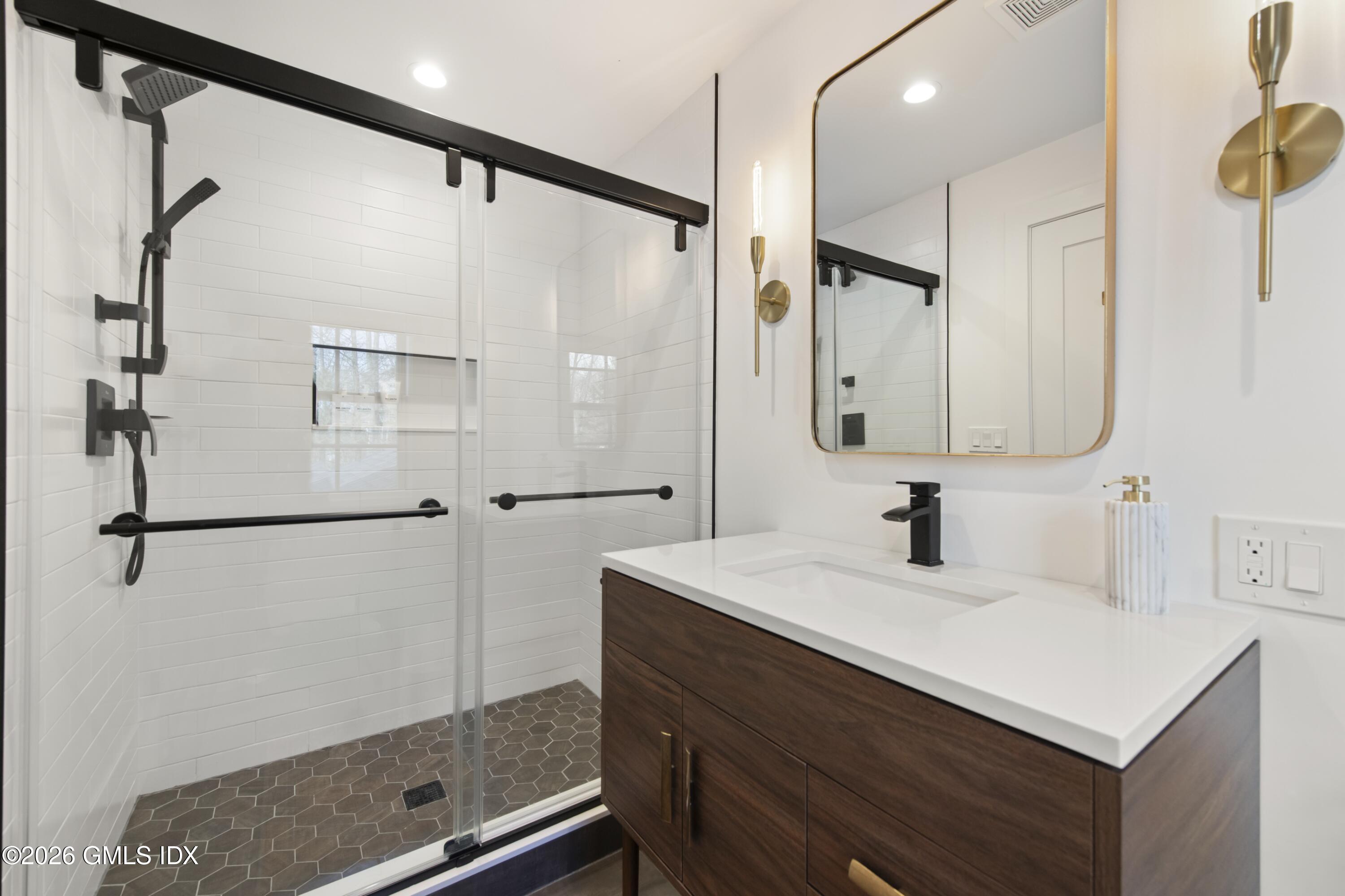 29 Hunting Ridge Road