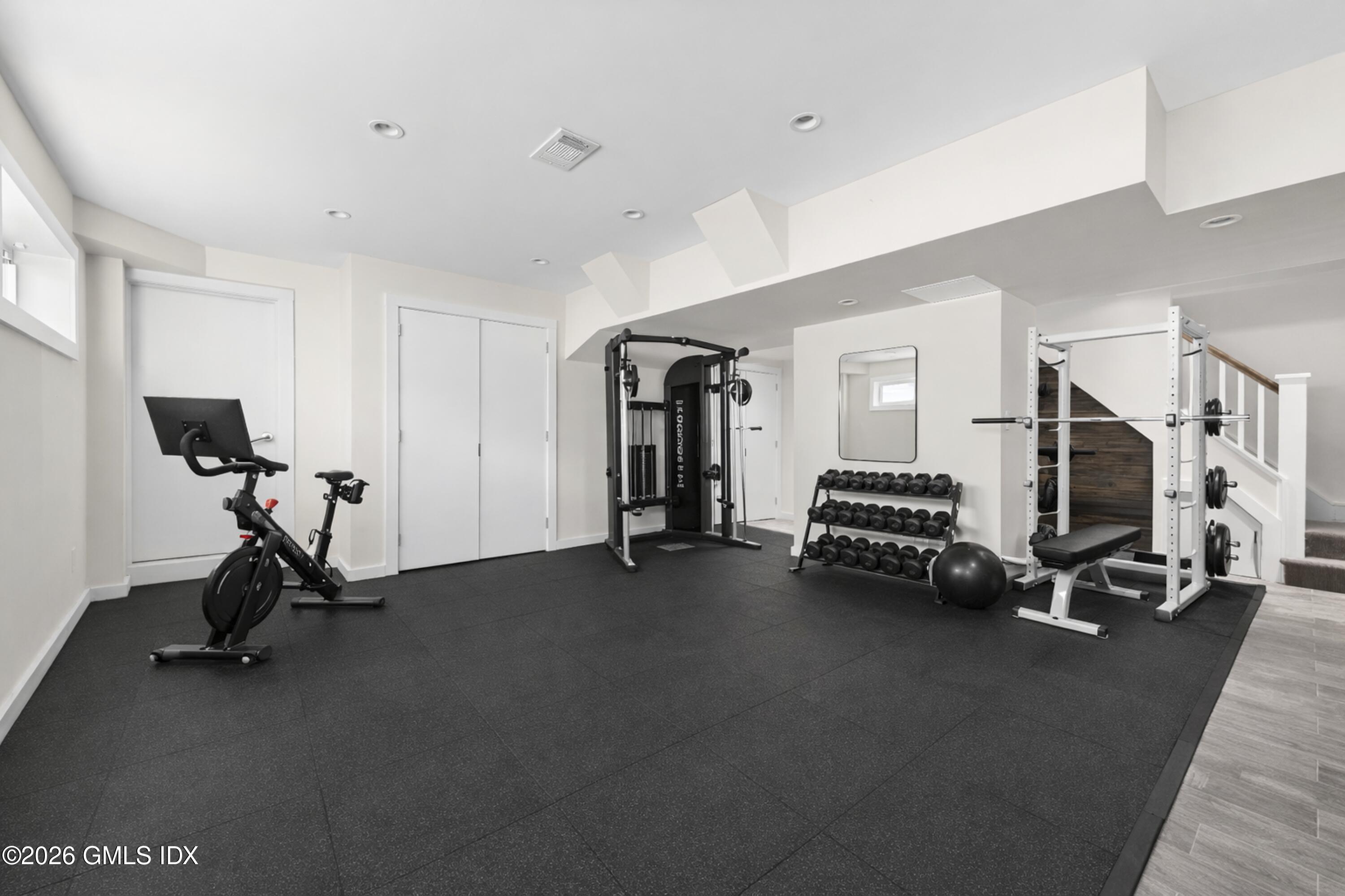 29 Hunting Ridge Road