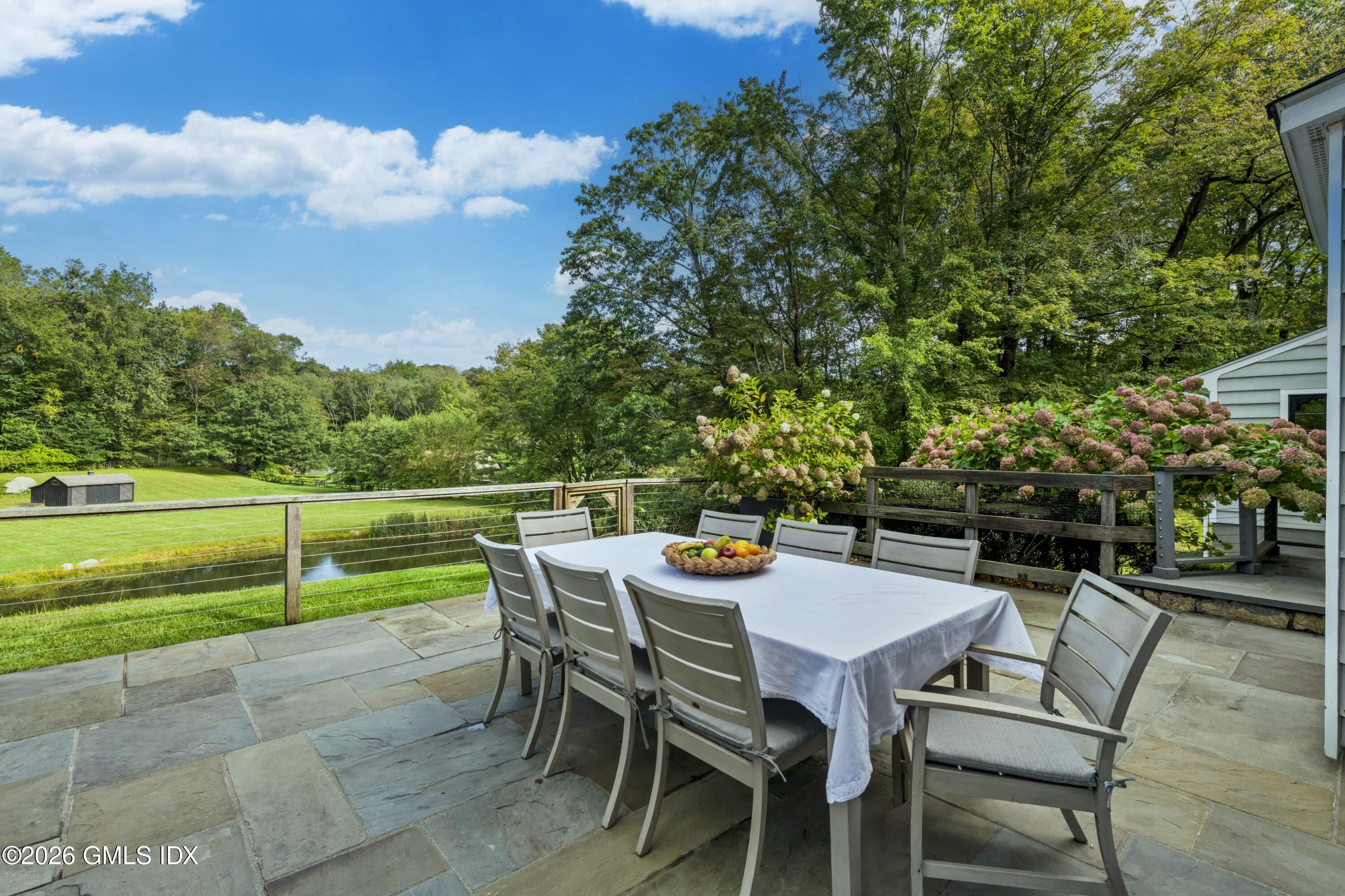 29 Hunting Ridge Road