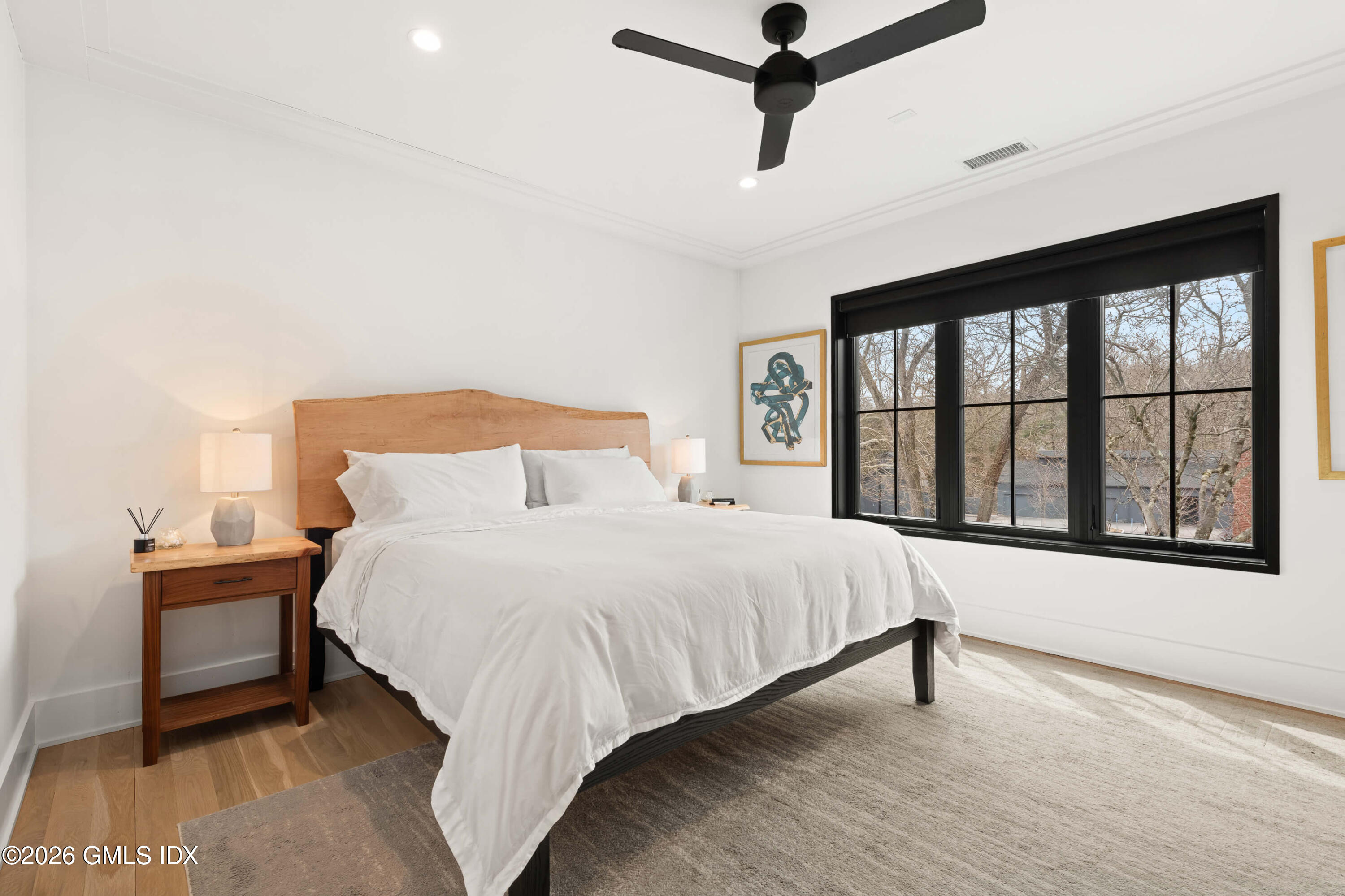 40 Richmondville Avenue