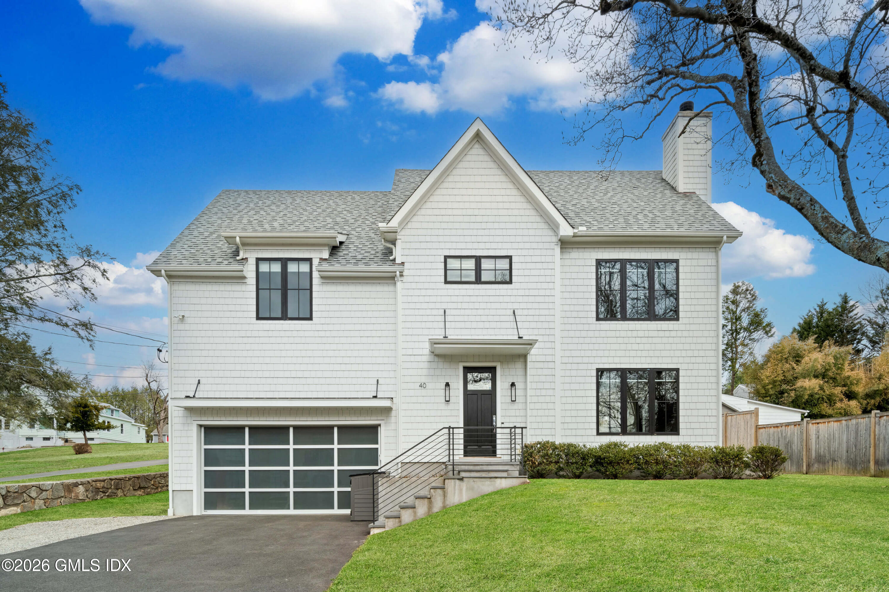 40 Richmondville Avenue