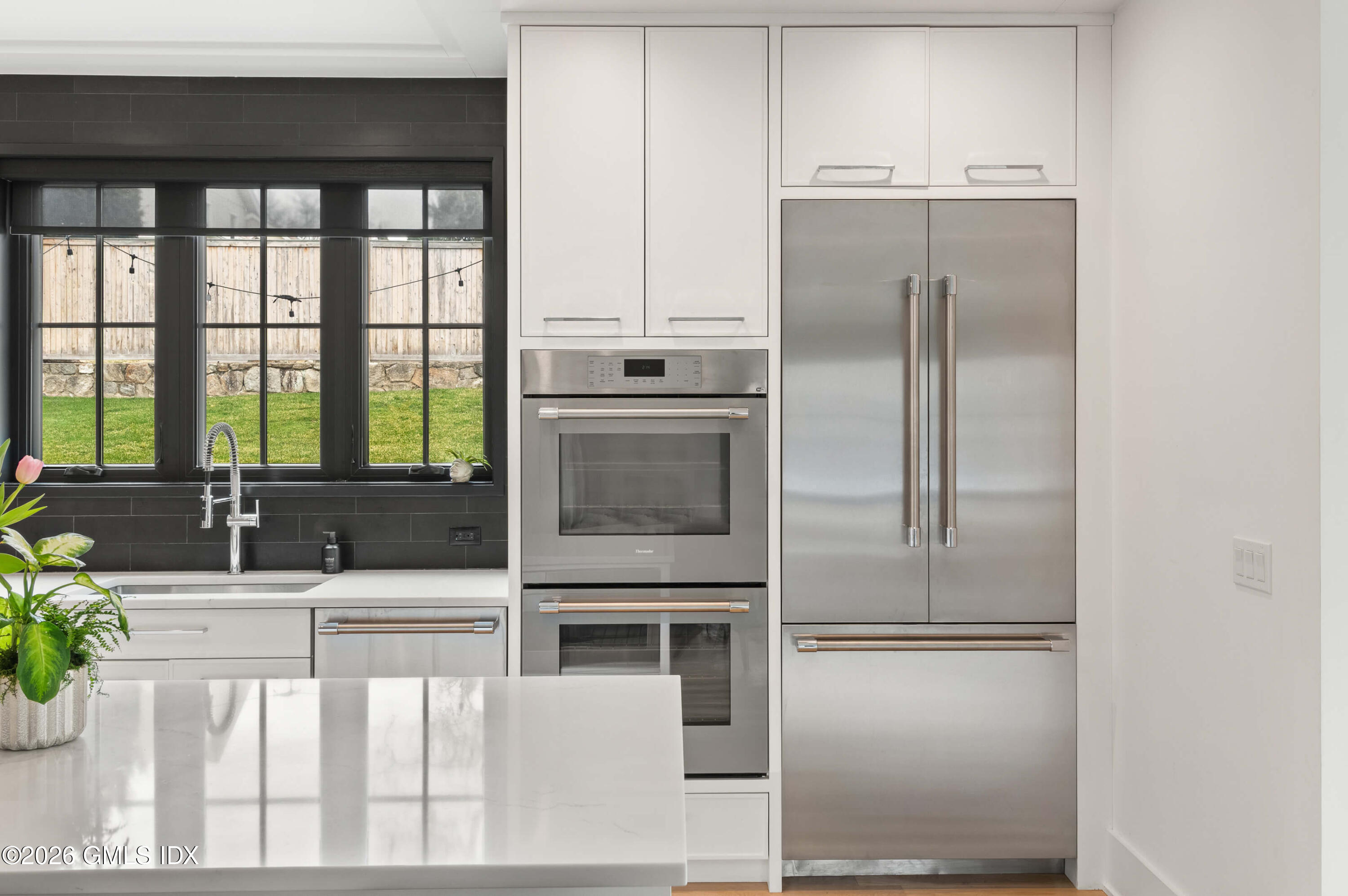 40 Richmondville Avenue